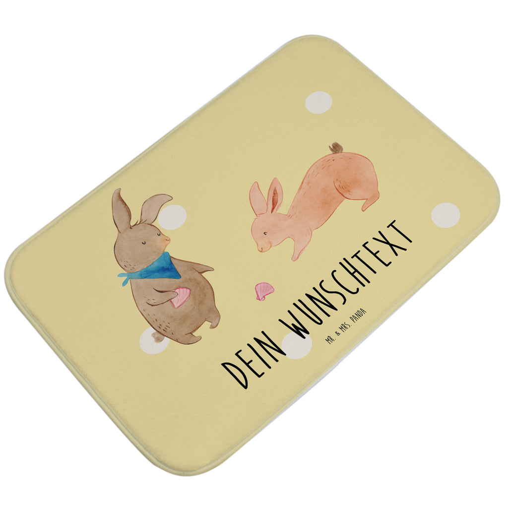 Personalisierter Badvorleger Hasen Muschel Personalisierte Badematte, Personalisierter Badteppich, Personalisierter Duschvorleger, Personalisierter Badezimmerteppich, Personalisierter Badezimmermatte, Personalisierter Badvorleger, Personalisierter Duschmatte, Personalisierter Duschteppich, Badematte mit Namen, Badteppich mit Namen, Duschvorleger mit Namen, Badezimmerteppich mit Namen, Badezimmermatte mit Namen, Badvorleger mit Namen, Duschmatte mit Namen, Duschteppich mit Namen, Wunschtext, Badvorleger selbst bedrucken, Wunschname, Personalisieren, Familie, Vatertag, Muttertag, Bruder, Schwester, Mama, Papa, Oma, Opa, Hasen, beste Freundin, Freundin, Freundinnen, best friends, BFF, Muscheln sammeln, Muscheln, Meer