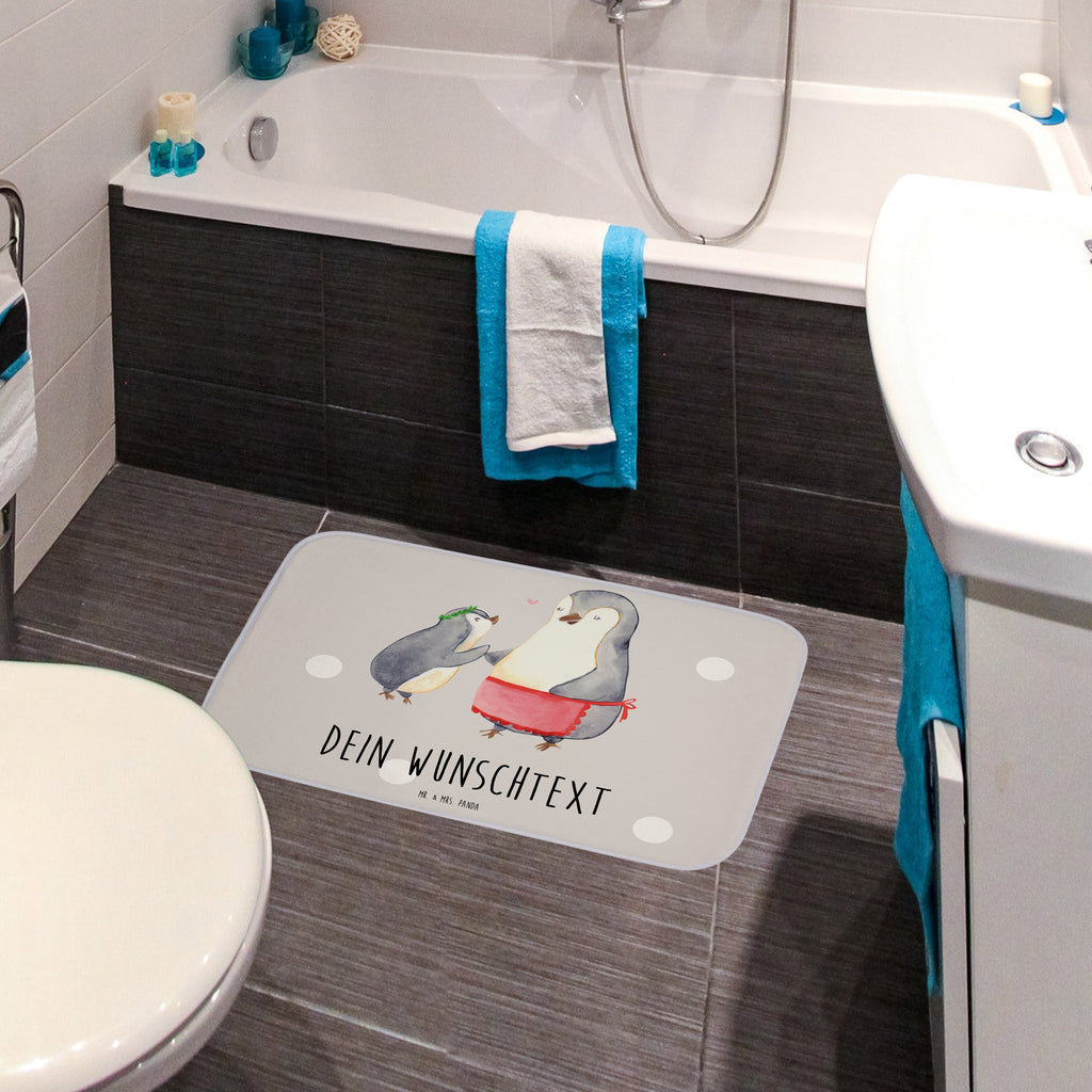 Personalisierter Badvorleger Pinguin mit Kind Personalisierte Badematte, Personalisierter Badteppich, Personalisierter Duschvorleger, Personalisierter Badezimmerteppich, Personalisierter Badezimmermatte, Personalisierter Badvorleger, Personalisierter Duschmatte, Personalisierter Duschteppich, Badematte mit Namen, Badteppich mit Namen, Duschvorleger mit Namen, Badezimmerteppich mit Namen, Badezimmermatte mit Namen, Badvorleger mit Namen, Duschmatte mit Namen, Duschteppich mit Namen, Wunschtext, Badvorleger selbst bedrucken, Wunschname, Personalisieren, Familie, Vatertag, Muttertag, Bruder, Schwester, Mama, Papa, Oma, Opa, Geschenk, Mami, Mutti, Mutter, Geburststag