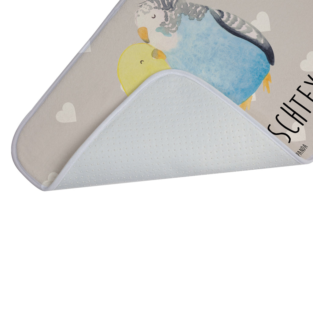 Personalisierter Badvorleger Wellensittich Liebe Personalisierte Badematte, Personalisierter Badteppich, Personalisierter Duschvorleger, Personalisierter Badezimmerteppich, Personalisierter Badezimmermatte, Personalisierter Badvorleger, Personalisierter Duschmatte, Personalisierter Duschteppich, Badematte mit Namen, Badteppich mit Namen, Duschvorleger mit Namen, Badezimmerteppich mit Namen, Badezimmermatte mit Namen, Badvorleger mit Namen, Duschmatte mit Namen, Duschteppich mit Namen, Wunschtext, Badvorleger selbst bedrucken, Wunschname, Personalisieren, Liebe, Partner, Freund, Freundin, Ehemann, Ehefrau, Heiraten, Verlobung, Heiratsantrag, Liebesgeschenk, Jahrestag, Hocheitstag, Vögel, Wellensittich, Nähe, Kuscheln, Vertrauen