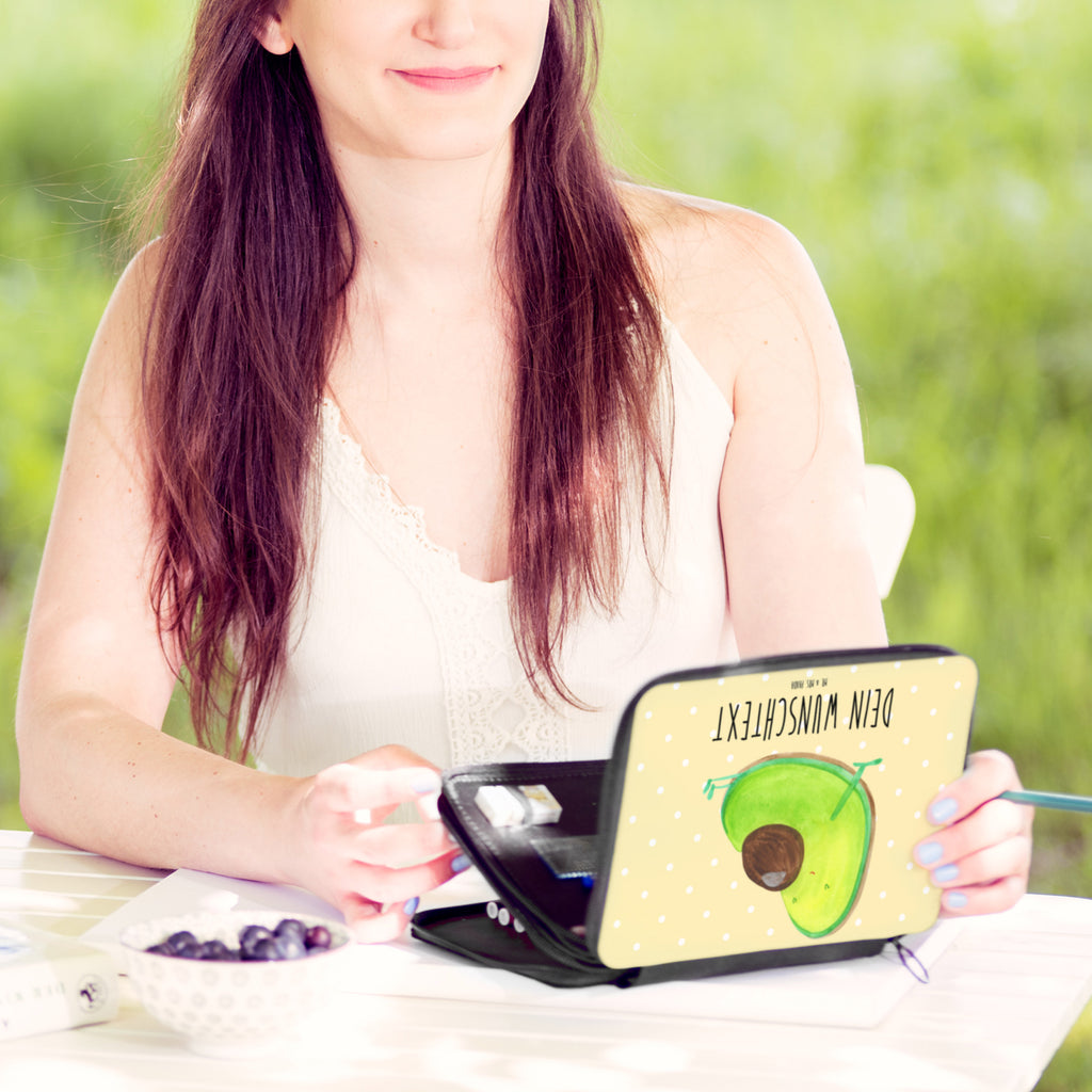 Personalisierte Federmappe Avocado schwanger Personalisierte Federmappe, Personalisierte Stiftetasche, PersonalisierteS Stifte Etui, Schule, Einschulung, Geschenk, Kind, Schüler, Schülerin, Personalisierte Stifterolle, PersonalisierteS Federmäppchen, Motiv, Grundschule, Federmäppchen bedruckt, Büro Stifte Etui, Bestückte Federmappe, Kinder Federmappe, Federmappe Einschulung, Federmappe mit Namen, Stiftemappe mit Namen, Stifterolle mit Namen, Federmäppchen mit Namen, Avocado, Veggie, Vegan, Gesund, schwanger, Schwangerschaft, Babyparty, Babyshower