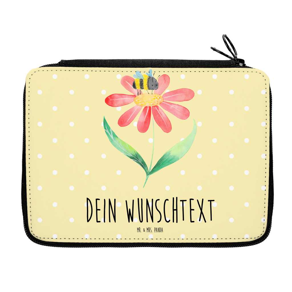 Personalisierte Federmappe Hummel Blume Personalisierte Federmappe, Personalisierte Stiftetasche, PersonalisierteS Stifte Etui, Schule, Einschulung, Geschenk, Kind, Schüler, Schülerin, Personalisierte Stifterolle, PersonalisierteS Federmäppchen, Motiv, Grundschule, Federmäppchen bedruckt, Büro Stifte Etui, Bestückte Federmappe, Kinder Federmappe, Federmappe Einschulung, Federmappe mit Namen, Stiftemappe mit Namen, Stifterolle mit Namen, Federmäppchen mit Namen, süße Tiermotive, gute Laune, lustige Sprüche, Tiere, Hummel, Blume, Wespe, Flauschig, Natur, Feld, Hummeln, Biene