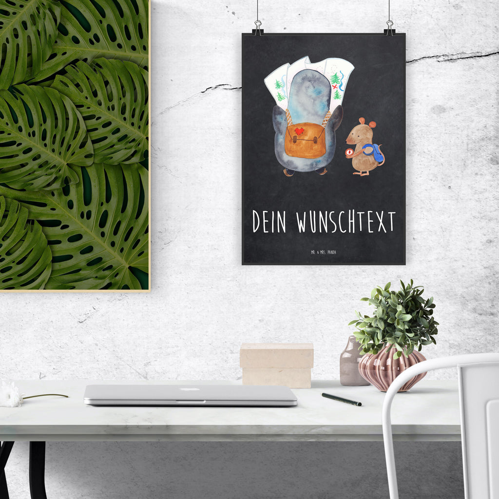 Personalisiertes Poster Pinguin & Maus Wanderer Personalisiertes Poster, Personalisiertes Wandposter, Personalisiertes Bild, Personalisierte Wanddeko, Personalisiertes Küchenposter, Personalisiertes Kinderposter, Personalisierte Wanddeko Bild, Personalisierte Raumdekoration, Personalisierte Wanddekoration, Personalisiertes Handgemaltes Poster, Personalisiertes Designposter, Personalisierter Kunstdruck, Personalisierter Posterdruck, Poster mit Namen, Wandposter mit Namen, Bild mit Namen, Wanddeko mit Namen, Küchenposter mit Namen, Kinderposter mit Namen, Wanddeko Bild mit Namen, Raumdekoration mit Namen, Wanddekoration mit Namen, Kunstdruck mit Namen, Posterdruck mit Namen, Wunschtext Poster, Poster selbst gestalten., Pinguin, Pinguine, Abenteurer, Abenteuer, Roadtrip, Ausflug, Wanderlust, wandern