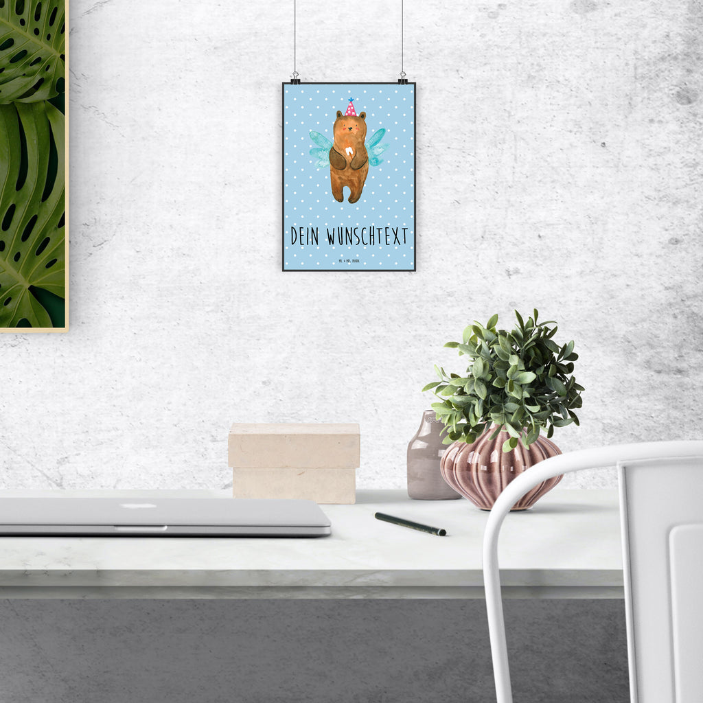Personalisiertes Poster Zahnfee Bär Personalisiertes Poster, Personalisiertes Wandposter, Personalisiertes Bild, Personalisierte Wanddeko, Personalisiertes Küchenposter, Personalisiertes Kinderposter, Personalisierte Wanddeko Bild, Personalisierte Raumdekoration, Personalisierte Wanddekoration, Personalisiertes Handgemaltes Poster, Personalisiertes Designposter, Personalisierter Kunstdruck, Personalisierter Posterdruck, Poster mit Namen, Wandposter mit Namen, Bild mit Namen, Wanddeko mit Namen, Küchenposter mit Namen, Kinderposter mit Namen, Wanddeko Bild mit Namen, Raumdekoration mit Namen, Wanddekoration mit Namen, Kunstdruck mit Namen, Posterdruck mit Namen, Wunschtext Poster, Poster selbst gestalten., Bär, Teddy, Teddybär, Zahnfee, Fee, Milchzahn, Erster Zahn