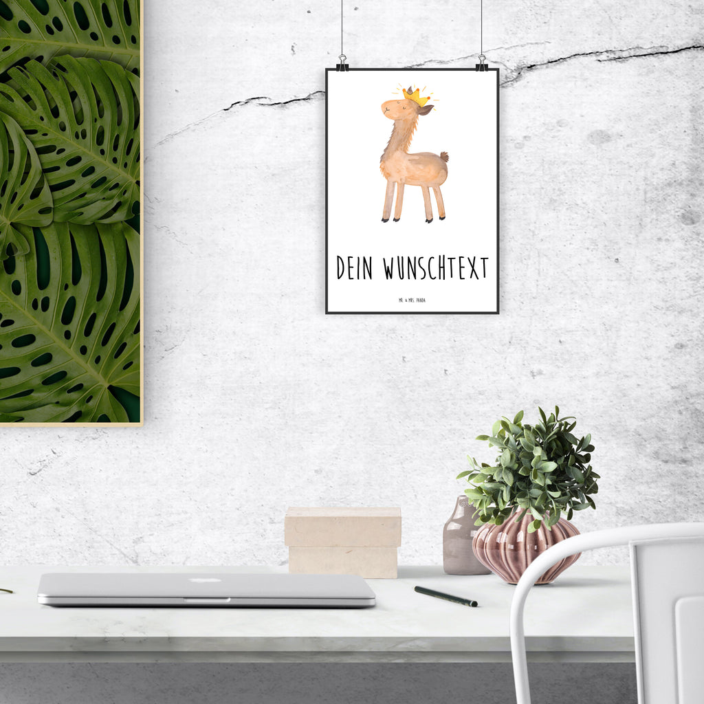 Personalisiertes Poster Lama König Personalisiertes Poster, Personalisiertes Wandposter, Personalisiertes Bild, Personalisierte Wanddeko, Personalisiertes Küchenposter, Personalisiertes Kinderposter, Personalisierte Wanddeko Bild, Personalisierte Raumdekoration, Personalisierte Wanddekoration, Personalisiertes Handgemaltes Poster, Personalisiertes Designposter, Personalisierter Kunstdruck, Personalisierter Posterdruck, Poster mit Namen, Wandposter mit Namen, Bild mit Namen, Wanddeko mit Namen, Küchenposter mit Namen, Kinderposter mit Namen, Wanddeko Bild mit Namen, Raumdekoration mit Namen, Wanddekoration mit Namen, Kunstdruck mit Namen, Posterdruck mit Namen, Wunschtext Poster, Poster selbst gestalten., Lama, Alpaka, Lamas, König, Königin, Freundin, Mama, Papa, Büro Kollege, Kollegin, Chef, Vorgesetzter, Abi, Abitur
