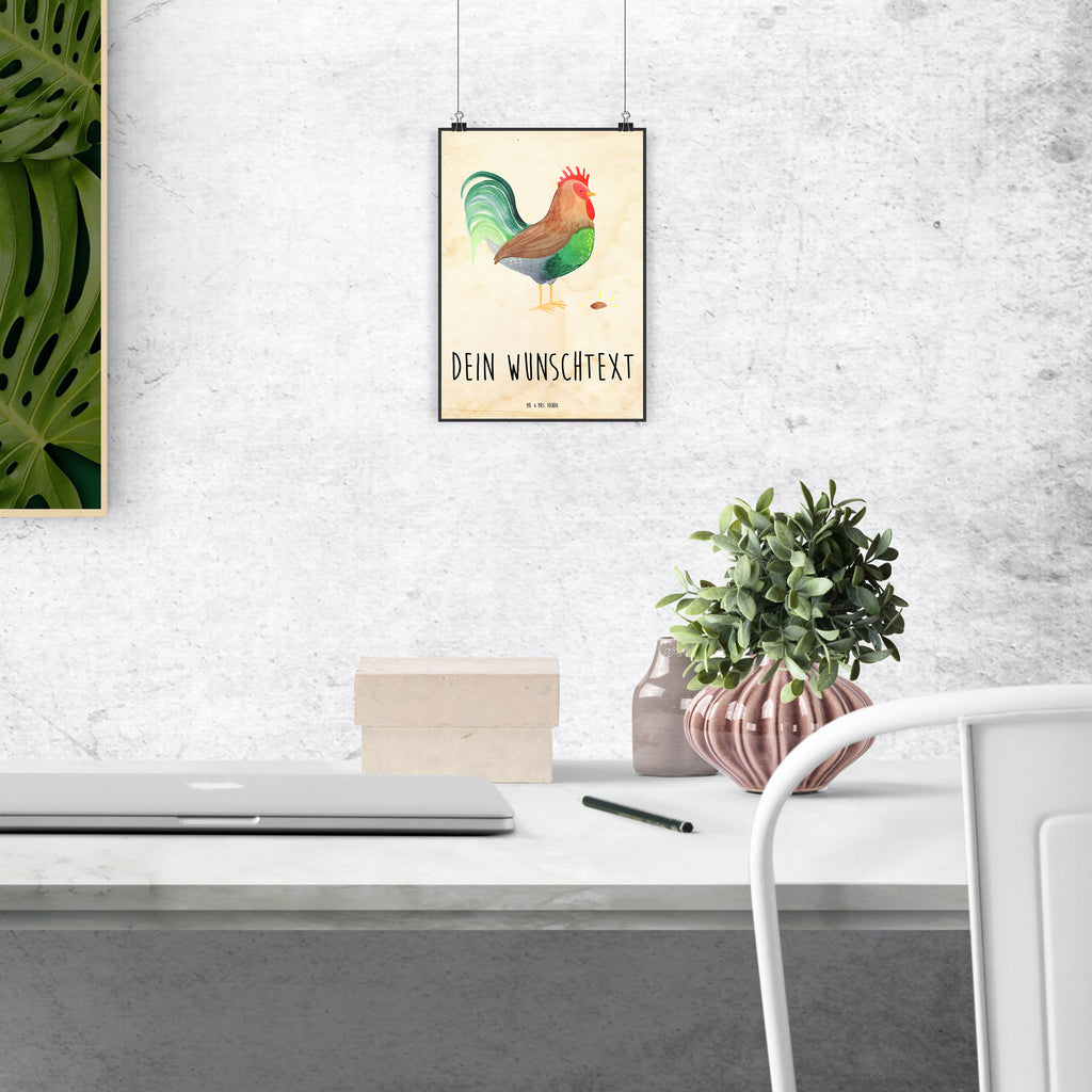 Personalisiertes Poster Hahn mit Korn Personalisiertes Poster, Personalisiertes Wandposter, Personalisiertes Bild, Personalisierte Wanddeko, Personalisiertes Küchenposter, Personalisiertes Kinderposter, Personalisierte Wanddeko Bild, Personalisierte Raumdekoration, Personalisierte Wanddekoration, Personalisiertes Handgemaltes Poster, Personalisiertes Designposter, Personalisierter Kunstdruck, Personalisierter Posterdruck, Poster mit Namen, Wandposter mit Namen, Bild mit Namen, Wanddeko mit Namen, Küchenposter mit Namen, Kinderposter mit Namen, Wanddeko Bild mit Namen, Raumdekoration mit Namen, Wanddekoration mit Namen, Kunstdruck mit Namen, Posterdruck mit Namen, Wunschtext Poster, Poster selbst gestalten., Bauernhof, Hoftiere, Landwirt, Landwirtin, Hahn, Korn, Henne, Eier, Natur