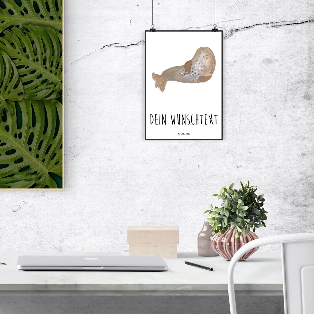 Personalisiertes Poster Robbe lachend Personalisiertes Poster, Personalisiertes Wandposter, Personalisiertes Bild, Personalisierte Wanddeko, Personalisiertes Küchenposter, Personalisiertes Kinderposter, Personalisierte Wanddeko Bild, Personalisierte Raumdekoration, Personalisierte Wanddekoration, Personalisiertes Handgemaltes Poster, Personalisiertes Designposter, Personalisierter Kunstdruck, Personalisierter Posterdruck, Poster mit Namen, Wandposter mit Namen, Bild mit Namen, Wanddeko mit Namen, Küchenposter mit Namen, Kinderposter mit Namen, Wanddeko Bild mit Namen, Raumdekoration mit Namen, Wanddekoration mit Namen, Kunstdruck mit Namen, Posterdruck mit Namen, Wunschtext Poster, Poster selbst gestalten., süße Tiermotive, gute Laune, lustige Sprüche, Tiere, Robbe, Robben, Seehund, Strand, Meerestier, Ostsee, Nordsee