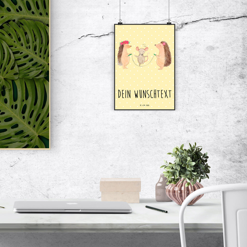 Personalisiertes Poster Igel Seilhüpfen Personalisiertes Poster, Personalisiertes Wandposter, Personalisiertes Bild, Personalisierte Wanddeko, Personalisiertes Küchenposter, Personalisiertes Kinderposter, Personalisierte Wanddeko Bild, Personalisierte Raumdekoration, Personalisierte Wanddekoration, Personalisiertes Handgemaltes Poster, Personalisiertes Designposter, Personalisierter Kunstdruck, Personalisierter Posterdruck, Poster mit Namen, Wandposter mit Namen, Bild mit Namen, Wanddeko mit Namen, Küchenposter mit Namen, Kinderposter mit Namen, Wanddeko Bild mit Namen, Raumdekoration mit Namen, Wanddekoration mit Namen, Kunstdruck mit Namen, Posterdruck mit Namen, Wunschtext Poster, Poster selbst gestalten., süße Tiermotive, gute Laune, lustige Sprüche, Tiere, Igel, Maus, Seilspringen, Seilhüpfen, Kinder, Kindergarten