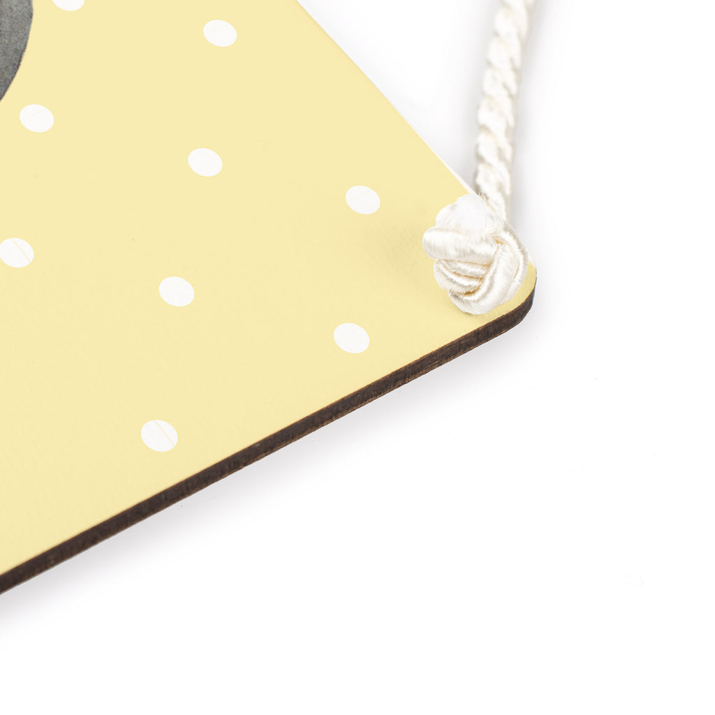 Personalisiertes Deko Schild Fledermaus sitzend Dekoschild, Deko Schild, Schild, Tür Schild, Türschild, Holzschild, Wandschild, Wanddeko, süße Tiermotive, gute Laune, lustige Sprüche, Tiere, Fledermaus, Fledermäuse, Motivation, entspannen