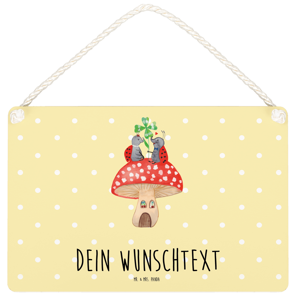 Personalisiertes Deko Schild Marienkäfer Paar Fliegenpilz Dekoschild, Deko Schild, Schild, Tür Schild, Türschild, Holzschild, Wandschild, Wanddeko, Tiermotive, Gute Laune, lustige Sprüche, Tiere, Haus, Wohnung, zuhause, Fliegenpilz, Marienkäfer, Fleigenpilzhaus
