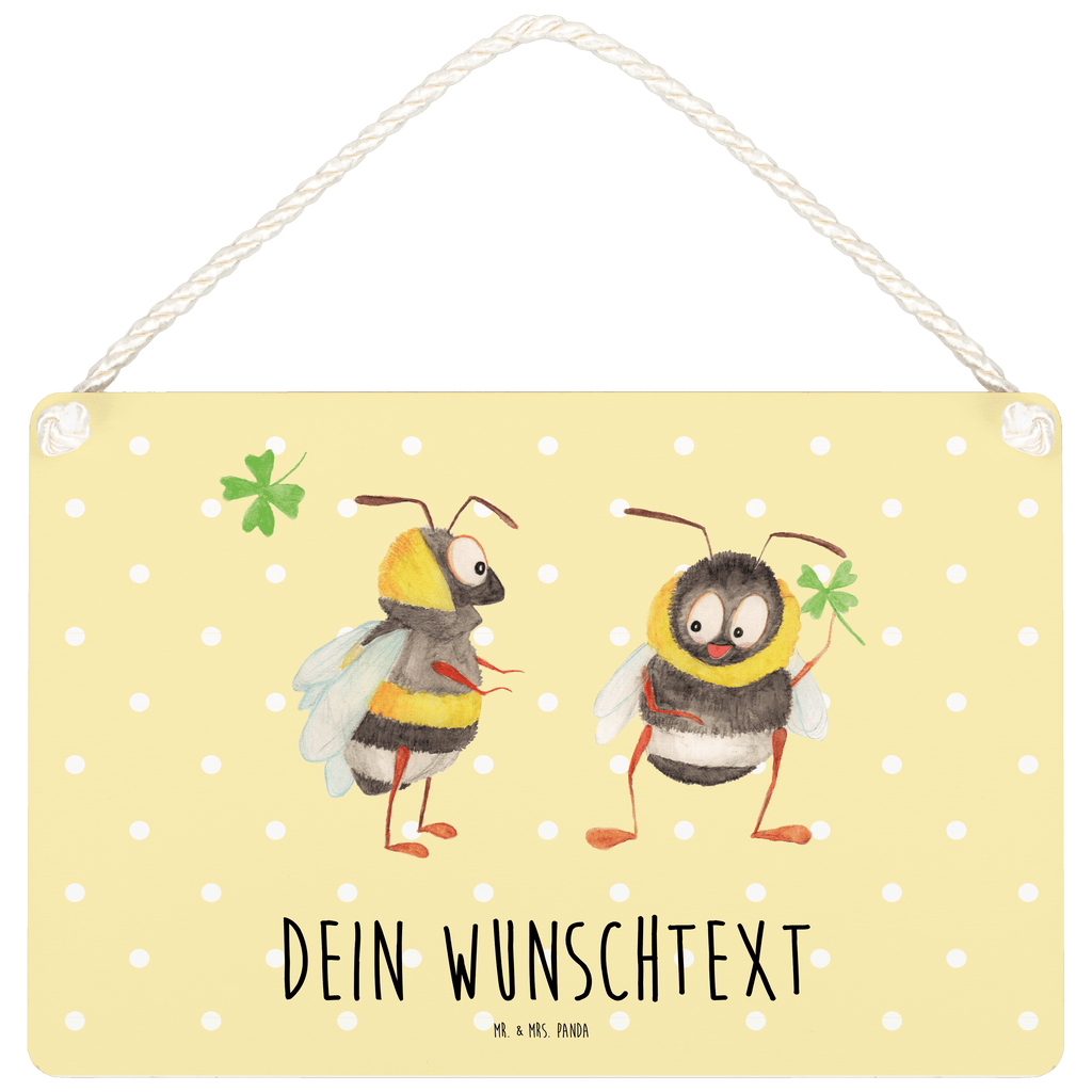 Personalisiertes Deko Schild Hummeln mit Kleeblatt Dekoschild, Deko Schild, Schild, Tür Schild, Türschild, Holzschild, Wandschild, Wanddeko, Tiermotive, Gute Laune, lustige Sprüche, Tiere, Hummel, Biene, Spruch positiv, Biene Deko, Spruch schön, glücklich sein, glücklich werden, Spruch fröhlich