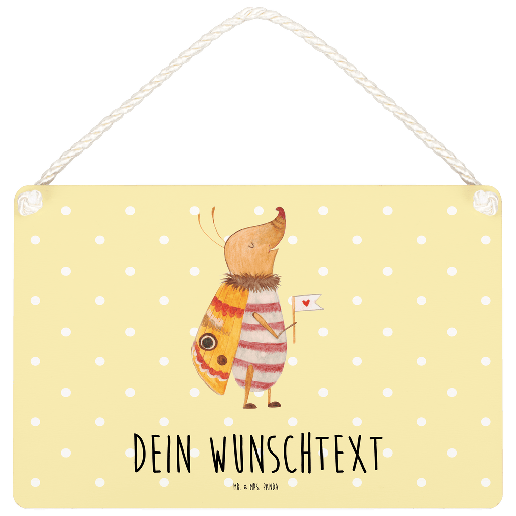 Personalisiertes Deko Schild Nachtfalter mit Fähnchen Dekoschild, Deko Schild, Schild, Tür Schild, Türschild, Holzschild, Wandschild, Wanddeko, süße Tiermotive, gute Laune, lustige Sprüche, Tiere, Nachtfalter, Käfer, Spruch lustig, Spruch witzig, süß, niedlich, Küche Deko, Was kostet die Welt