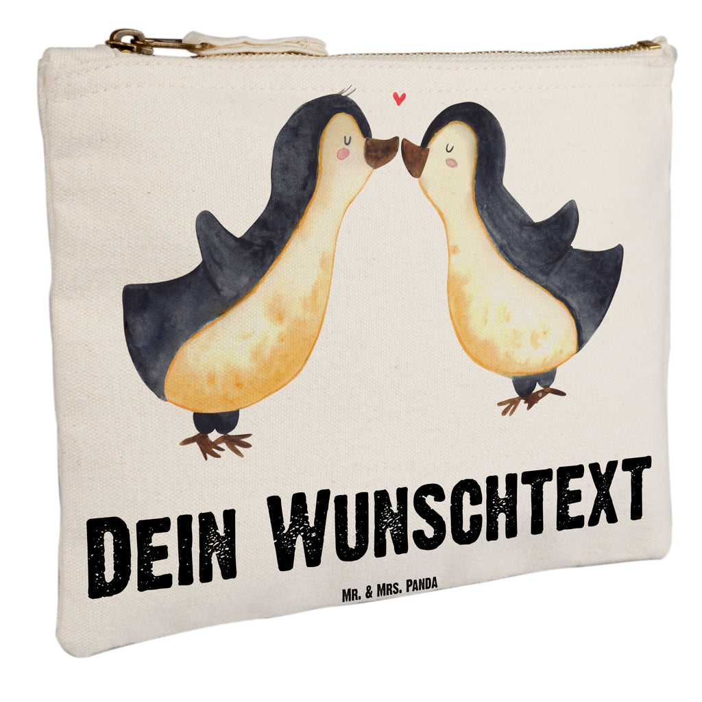 Personalisierte Schminktasche Pinguine Kuss Personalisierte Schminktasche, Personalisierte Kosmetiktasche, Personalisierter Kosmetikbeutel, Personalisiertes Stiftemäppchen, Personalisiertes Etui, Personalisierte Federmappe, Personalisierte Makeup Bag, Personalisiertes Schminketui, Personalisiertes Kosmetiketui, Personalisiertes Schlamperetui, Schminktasche mit Namen, Kosmetiktasche mit Namen, Kosmetikbeutel mit Namen, Stiftemäppchen mit Namen, Etui mit Namen, Federmappe mit Namen, Makeup Bg  mit Namen, Schminketui mit Namen, Kosmetiketui mit Namen, Schlamperetui mit Namen, Schminktasche personalisieren, Schminktasche bedrucken, Schminktasche selbst gestalten, Liebe, Partner, Freund, Freundin, Ehemann, Ehefrau, Heiraten, Verlobung, Heiratsantrag, Liebesgeschenk, Jahrestag, Hocheitstag, Valentinstag, Geschenk für Frauen, Hochzeitstag, Mitbringsel, Geschenk für Freundin, Geschenk für Partner, Liebesbeweis, für Männer, für Ehemann