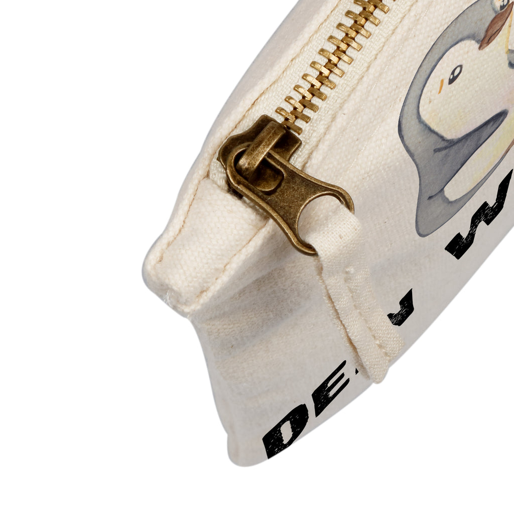 Personalisierte Schminktasche Pinguine trösten Personalisierte Schminktasche, Personalisierte Kosmetiktasche, Personalisierter Kosmetikbeutel, Personalisiertes Stiftemäppchen, Personalisiertes Etui, Personalisierte Federmappe, Personalisierte Makeup Bag, Personalisiertes Schminketui, Personalisiertes Kosmetiketui, Personalisiertes Schlamperetui, Schminktasche mit Namen, Kosmetiktasche mit Namen, Kosmetikbeutel mit Namen, Stiftemäppchen mit Namen, Etui mit Namen, Federmappe mit Namen, Makeup Bg  mit Namen, Schminketui mit Namen, Kosmetiketui mit Namen, Schlamperetui mit Namen, Schminktasche personalisieren, Schminktasche bedrucken, Schminktasche selbst gestalten, Liebe, Partner, Freund, Freundin, Ehemann, Ehefrau, Heiraten, Verlobung, Heiratsantrag, Liebesgeschenk, Jahrestag, Hocheitstag, Valentinstag, Geschenk für Frauen, Hochzeitstag, Mitbringsel, Geschenk für Freundin, Geschenk für Partner, Liebesbeweis, für Männer, für Ehemann