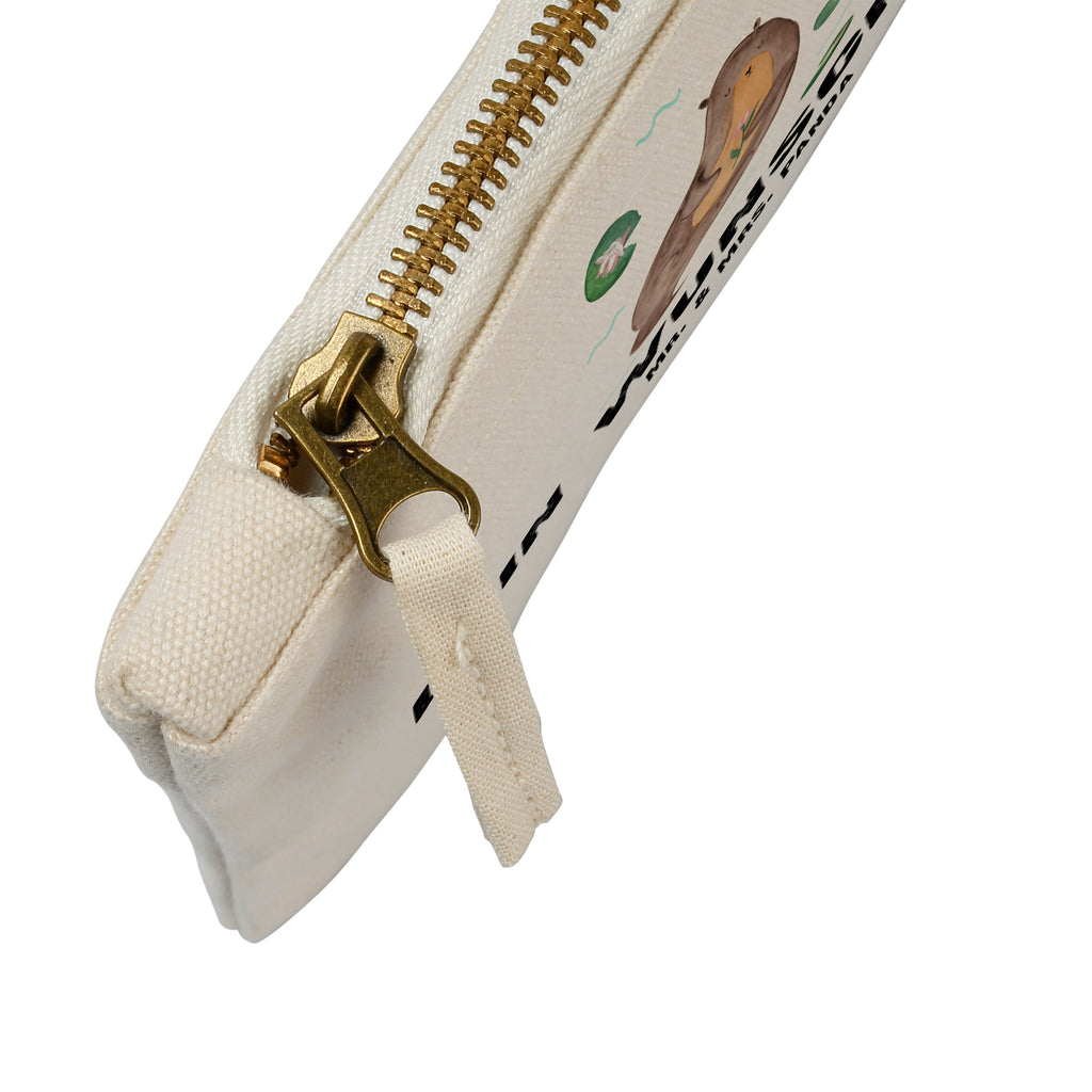 Personalisierte Schminktasche Otter mit Seerose Personalisierte Schminktasche, Personalisierte Kosmetiktasche, Personalisierter Kosmetikbeutel, Personalisiertes Stiftemäppchen, Personalisiertes Etui, Personalisierte Federmappe, Personalisierte Makeup Bag, Personalisiertes Schminketui, Personalisiertes Kosmetiketui, Personalisiertes Schlamperetui, Schminktasche mit Namen, Kosmetiktasche mit Namen, Kosmetikbeutel mit Namen, Stiftemäppchen mit Namen, Etui mit Namen, Federmappe mit Namen, Makeup Bg  mit Namen, Schminketui mit Namen, Kosmetiketui mit Namen, Schlamperetui mit Namen, Schminktasche personalisieren, Schminktasche bedrucken, Schminktasche selbst gestalten, Otter, Fischotter, Seeotter, Otter Seeotter See Otter