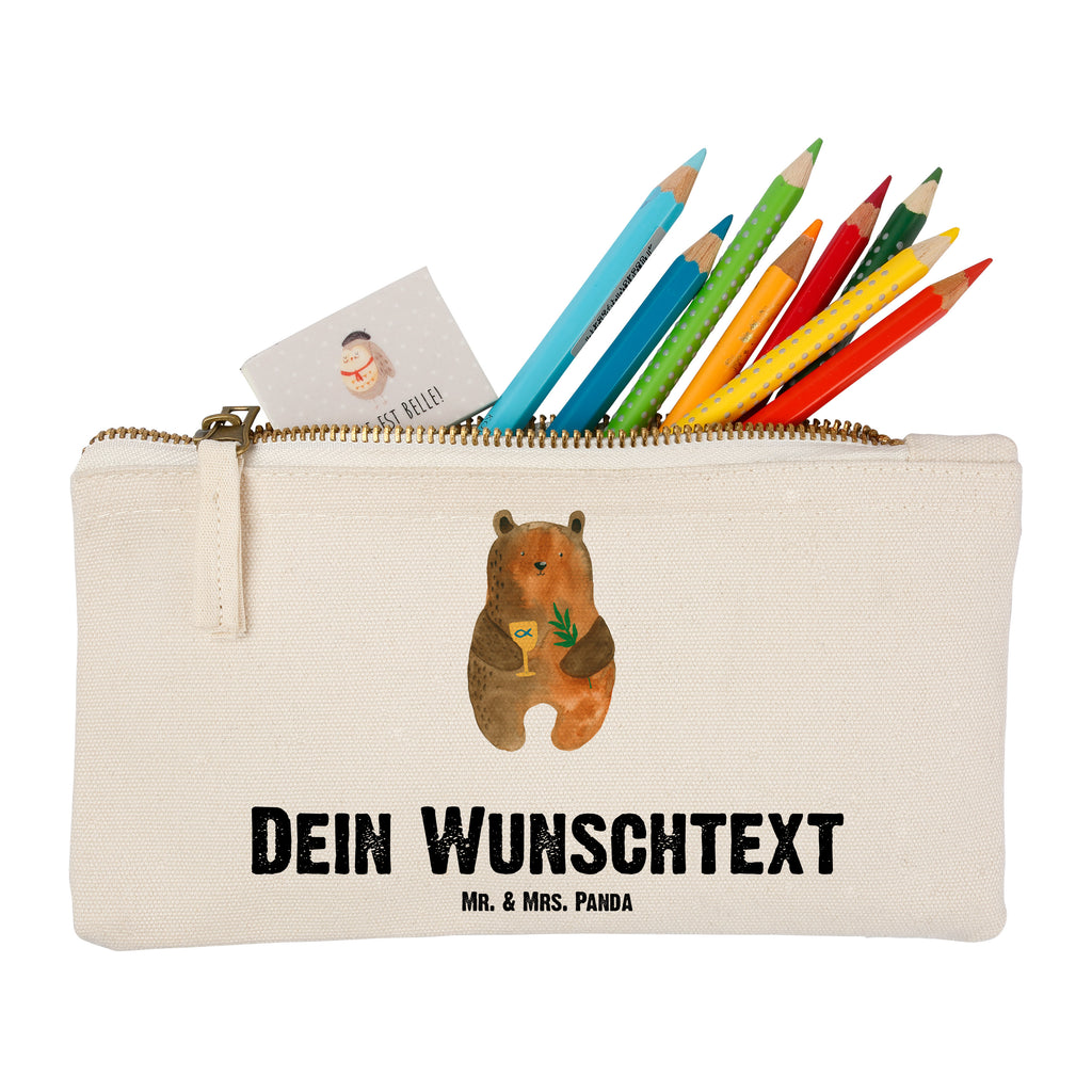 Personalisierte Schminktasche Konfirmation-Bär Personalisierte Schminktasche, Personalisierte Kosmetiktasche, Personalisierter Kosmetikbeutel, Personalisiertes Stiftemäppchen, Personalisiertes Etui, Personalisierte Federmappe, Personalisierte Makeup Bag, Personalisiertes Schminketui, Personalisiertes Kosmetiketui, Personalisiertes Schlamperetui, Schminktasche mit Namen, Kosmetiktasche mit Namen, Kosmetikbeutel mit Namen, Stiftemäppchen mit Namen, Etui mit Namen, Federmappe mit Namen, Makeup Bg  mit Namen, Schminketui mit Namen, Kosmetiketui mit Namen, Schlamperetui mit Namen, Schminktasche personalisieren, Schminktasche bedrucken, Schminktasche selbst gestalten, Bär, Teddy, Teddybär, Konfirmation, Kirche, evangelisch, Gottesdienst