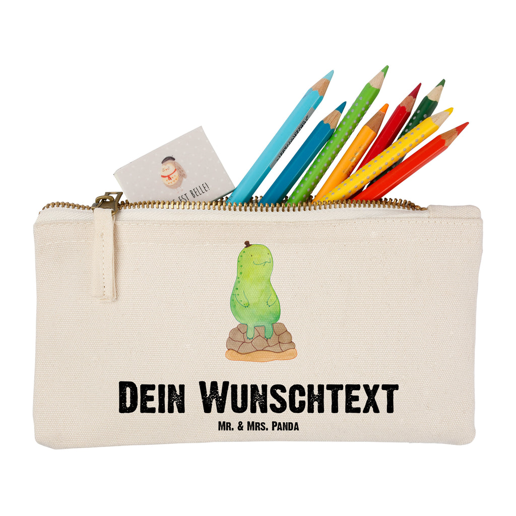 Personalisierte Schminktasche Schildkröte pausiert Personalisierte Schminktasche, Personalisierte Kosmetiktasche, Personalisierter Kosmetikbeutel, Personalisiertes Stiftemäppchen, Personalisiertes Etui, Personalisierte Federmappe, Personalisierte Makeup Bag, Personalisiertes Schminketui, Personalisiertes Kosmetiketui, Personalisiertes Schlamperetui, Schminktasche mit Namen, Kosmetiktasche mit Namen, Kosmetikbeutel mit Namen, Stiftemäppchen mit Namen, Etui mit Namen, Federmappe mit Namen, Makeup Bg  mit Namen, Schminketui mit Namen, Kosmetiketui mit Namen, Schlamperetui mit Namen, Schminktasche personalisieren, Schminktasche bedrucken, Schminktasche selbst gestalten, Schildkröte, Achtsamkeit, Entschleunigen, achtsam