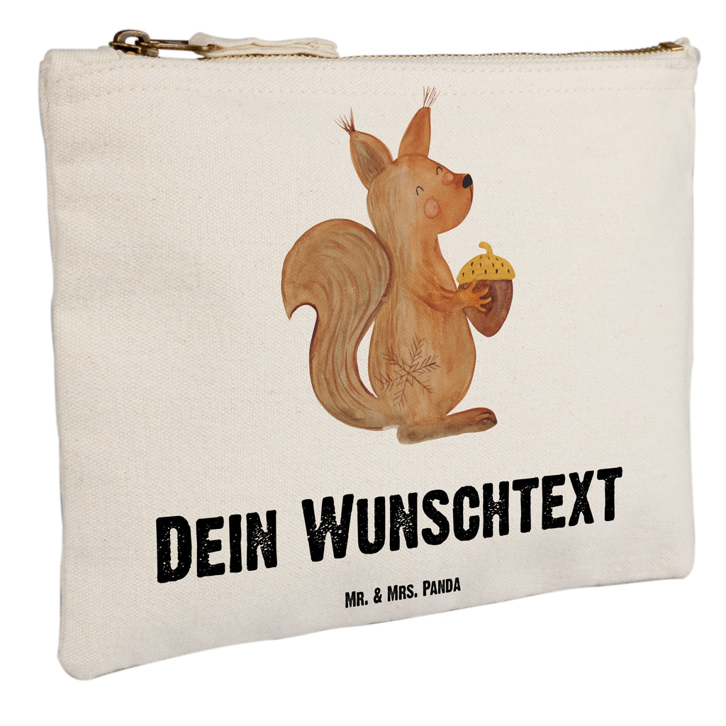 Personalisierte Schminktasche Eichhörnchen Weihnachten Personalisierte Schminktasche, Personalisierte Kosmetiktasche, Personalisierter Kosmetikbeutel, Personalisiertes Stiftemäppchen, Personalisiertes Etui, Personalisierte Federmappe, Personalisierte Makeup Bag, Personalisiertes Schminketui, Personalisiertes Kosmetiketui, Personalisiertes Schlamperetui, Schminktasche mit Namen, Kosmetiktasche mit Namen, Kosmetikbeutel mit Namen, Stiftemäppchen mit Namen, Etui mit Namen, Federmappe mit Namen, Makeup Bg  mit Namen, Schminketui mit Namen, Kosmetiketui mit Namen, Schlamperetui mit Namen, Schminktasche personalisieren, Schminktasche bedrucken, Schminktasche selbst gestalten, Winter, Weihnachten, Weihnachtsdeko, Nikolaus, Advent, Heiligabend, Wintermotiv, Frohe Weihnachten, Frohes neues Jahr, Guten Rutsch, Weihnachtsmotiv, Weihnachtsgruß, Neujahr, Vogel