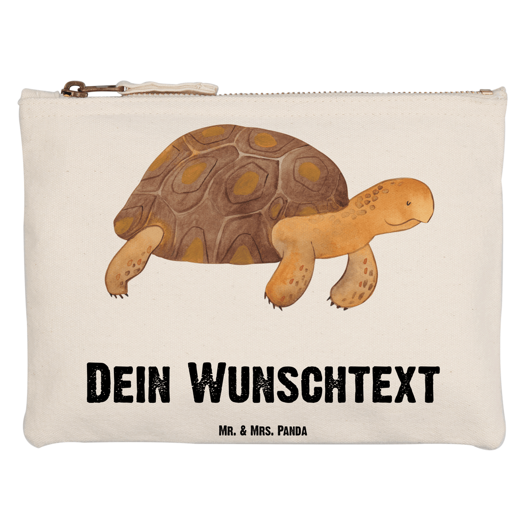 Personalisierte Schminktasche Schildkröte marschiert Personalisierte Schminktasche, Personalisierte Kosmetiktasche, Personalisierter Kosmetikbeutel, Personalisiertes Stiftemäppchen, Personalisiertes Etui, Personalisierte Federmappe, Personalisierte Makeup Bag, Personalisiertes Schminketui, Personalisiertes Kosmetiketui, Personalisiertes Schlamperetui, Schminktasche mit Namen, Kosmetiktasche mit Namen, Kosmetikbeutel mit Namen, Stiftemäppchen mit Namen, Etui mit Namen, Federmappe mit Namen, Makeup Bg  mit Namen, Schminketui mit Namen, Kosmetiketui mit Namen, Schlamperetui mit Namen, Schminktasche personalisieren, Schminktasche bedrucken, Schminktasche selbst gestalten, Meerestiere, Meer, Urlaub, Schildkröte, Schildkröten, get lost, Abenteuer, Reiselust, Inspiration, Neustart, Motivation, Lieblingsmensch