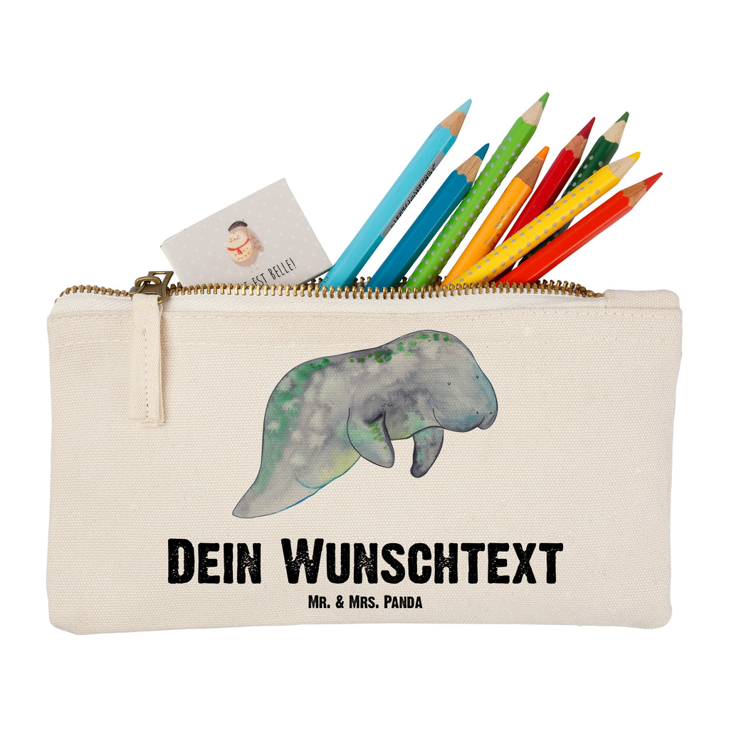 Personalisierte Schminktasche Seekuh chillt Personalisierte Schminktasche, Personalisierte Kosmetiktasche, Personalisierter Kosmetikbeutel, Personalisiertes Stiftemäppchen, Personalisiertes Etui, Personalisierte Federmappe, Personalisierte Makeup Bag, Personalisiertes Schminketui, Personalisiertes Kosmetiketui, Personalisiertes Schlamperetui, Schminktasche mit Namen, Kosmetiktasche mit Namen, Kosmetikbeutel mit Namen, Stiftemäppchen mit Namen, Etui mit Namen, Federmappe mit Namen, Makeup Bg  mit Namen, Schminketui mit Namen, Kosmetiketui mit Namen, Schlamperetui mit Namen, Schminktasche personalisieren, Schminktasche bedrucken, Schminktasche selbst gestalten, Meerestiere, Meer, Urlaub, Seekuh, Seekühe, Diät, Abnehmen, Zucker, Diätwahn, Essen, Süßigkeiten