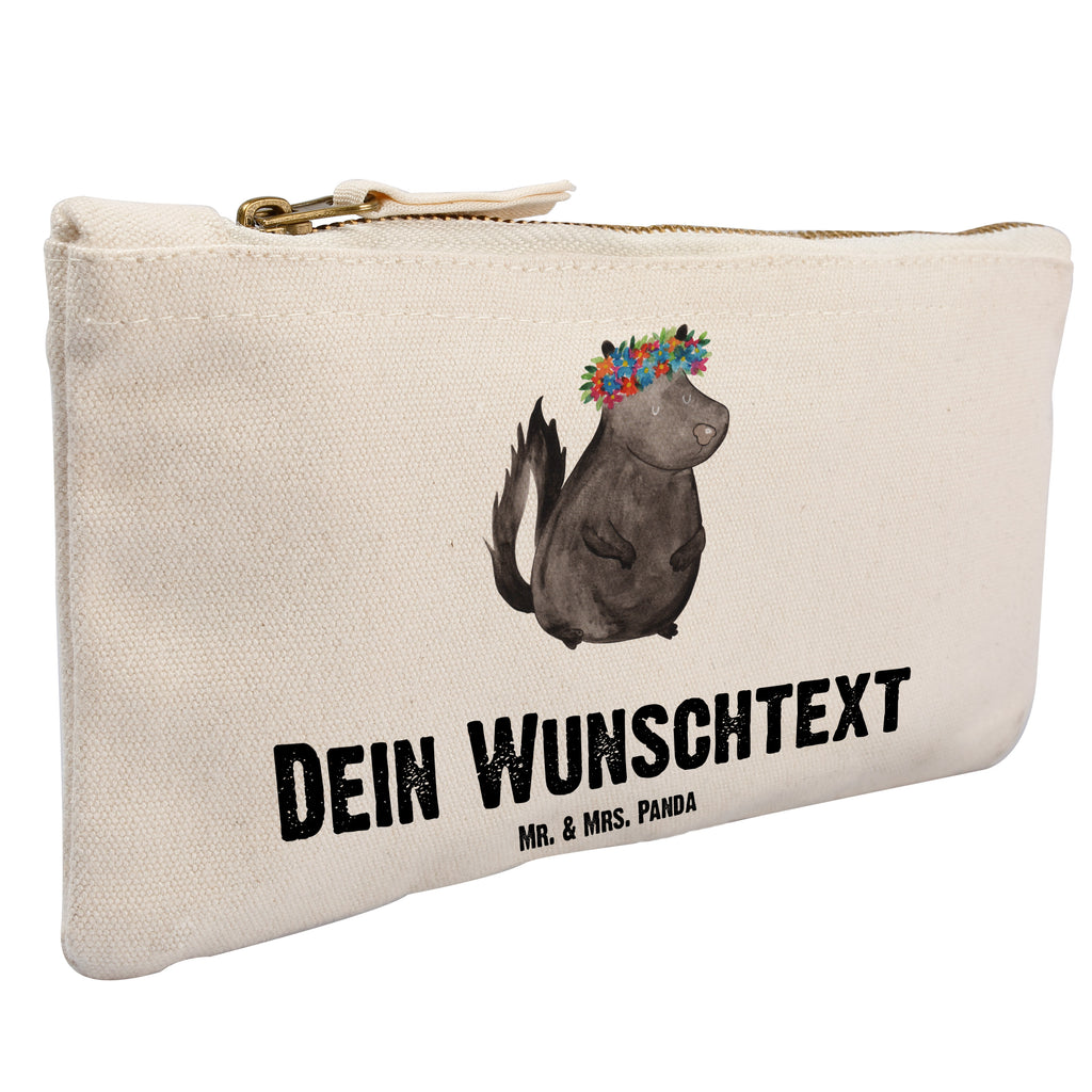 Personalisierte Schminktasche Stinktier Blumenmaedchen Personalisierte Schminktasche, Personalisierte Kosmetiktasche, Personalisierter Kosmetikbeutel, Personalisiertes Stiftemäppchen, Personalisiertes Etui, Personalisierte Federmappe, Personalisierte Makeup Bag, Personalisiertes Schminketui, Personalisiertes Kosmetiketui, Personalisiertes Schlamperetui, Schminktasche mit Namen, Kosmetiktasche mit Namen, Kosmetikbeutel mit Namen, Stiftemäppchen mit Namen, Etui mit Namen, Federmappe mit Namen, Makeup Bg  mit Namen, Schminketui mit Namen, Kosmetiketui mit Namen, Schlamperetui mit Namen, Schminktasche personalisieren, Schminktasche bedrucken, Schminktasche selbst gestalten, Stinktier, Skunk, Wildtier, Raubtier, Stinker, Stinki, Yoga, Namaste, Lebe, Liebe, Lache