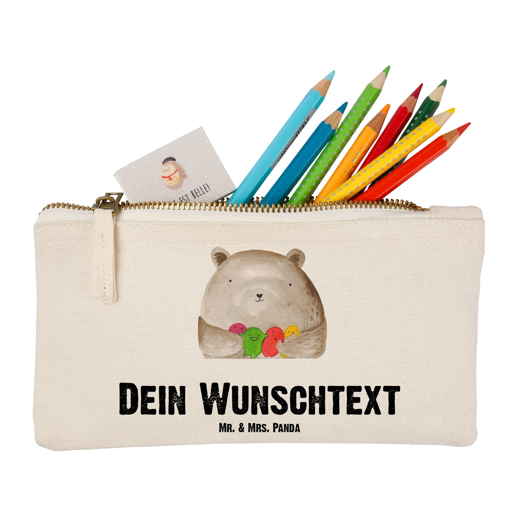 Personalisierte Schminktasche Bär Gefühl Personalisierte Schminktasche, Personalisierte Kosmetiktasche, Personalisierter Kosmetikbeutel, Personalisiertes Stiftemäppchen, Personalisiertes Etui, Personalisierte Federmappe, Personalisierte Makeup Bag, Personalisiertes Schminketui, Personalisiertes Kosmetiketui, Personalisiertes Schlamperetui, Schminktasche mit Namen, Kosmetiktasche mit Namen, Kosmetikbeutel mit Namen, Stiftemäppchen mit Namen, Etui mit Namen, Federmappe mit Namen, Makeup Bg  mit Namen, Schminketui mit Namen, Kosmetiketui mit Namen, Schlamperetui mit Namen, Schminktasche personalisieren, Schminktasche bedrucken, Schminktasche selbst gestalten, Bär, Teddy, Teddybär, Wahnsinn, Verrückt, Durchgedreht
