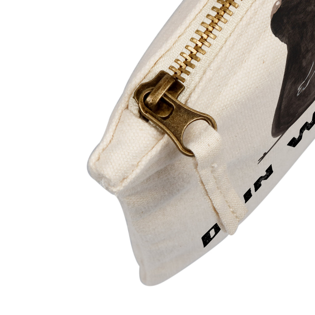 Personalisierte Schminktasche Stinktier sitzend Personalisierte Schminktasche, Personalisierte Kosmetiktasche, Personalisierter Kosmetikbeutel, Personalisiertes Stiftemäppchen, Personalisiertes Etui, Personalisierte Federmappe, Personalisierte Makeup Bag, Personalisiertes Schminketui, Personalisiertes Kosmetiketui, Personalisiertes Schlamperetui, Schminktasche mit Namen, Kosmetiktasche mit Namen, Kosmetikbeutel mit Namen, Stiftemäppchen mit Namen, Etui mit Namen, Federmappe mit Namen, Makeup Bg  mit Namen, Schminketui mit Namen, Kosmetiketui mit Namen, Schlamperetui mit Namen, Schminktasche personalisieren, Schminktasche bedrucken, Schminktasche selbst gestalten, Stinktier, Skunk, Wildtier, Raubtier, Stinker, Stinki, Spruch, Büro, Recht, Besserwisser