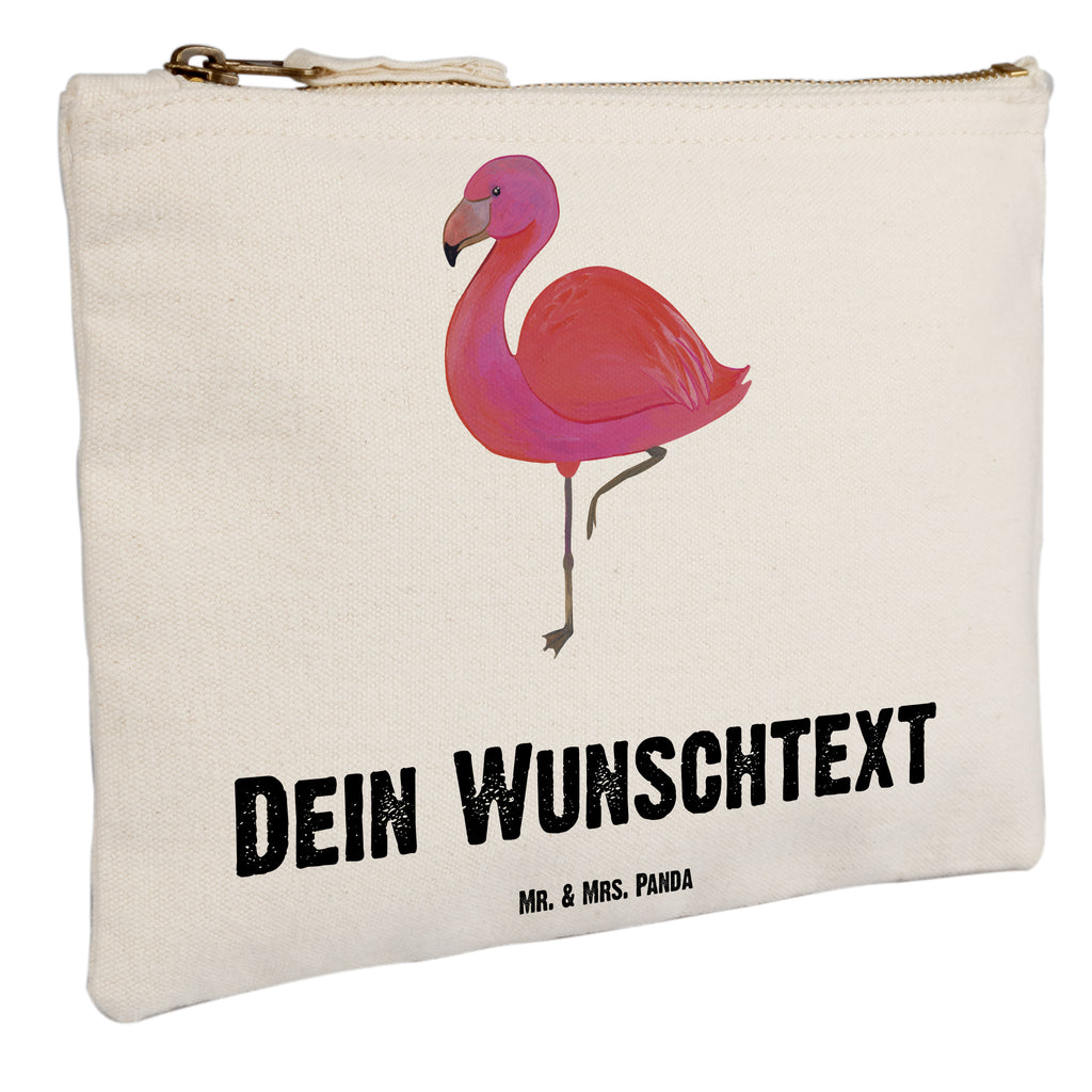 Personalisierte Schminktasche Flamingo classic Personalisierte Schminktasche, Personalisierte Kosmetiktasche, Personalisierter Kosmetikbeutel, Personalisiertes Stiftemäppchen, Personalisiertes Etui, Personalisierte Federmappe, Personalisierte Makeup Bag, Personalisiertes Schminketui, Personalisiertes Kosmetiketui, Personalisiertes Schlamperetui, Schminktasche mit Namen, Kosmetiktasche mit Namen, Kosmetikbeutel mit Namen, Stiftemäppchen mit Namen, Etui mit Namen, Federmappe mit Namen, Makeup Bg  mit Namen, Schminketui mit Namen, Kosmetiketui mit Namen, Schlamperetui mit Namen, Schminktasche personalisieren, Schminktasche bedrucken, Schminktasche selbst gestalten, Flamingo, Einzigartig, Selbstliebe, Stolz, ich, für mich, Spruch, Freundin, Freundinnen, Außenseiter, Sohn, Tochter, Geschwister