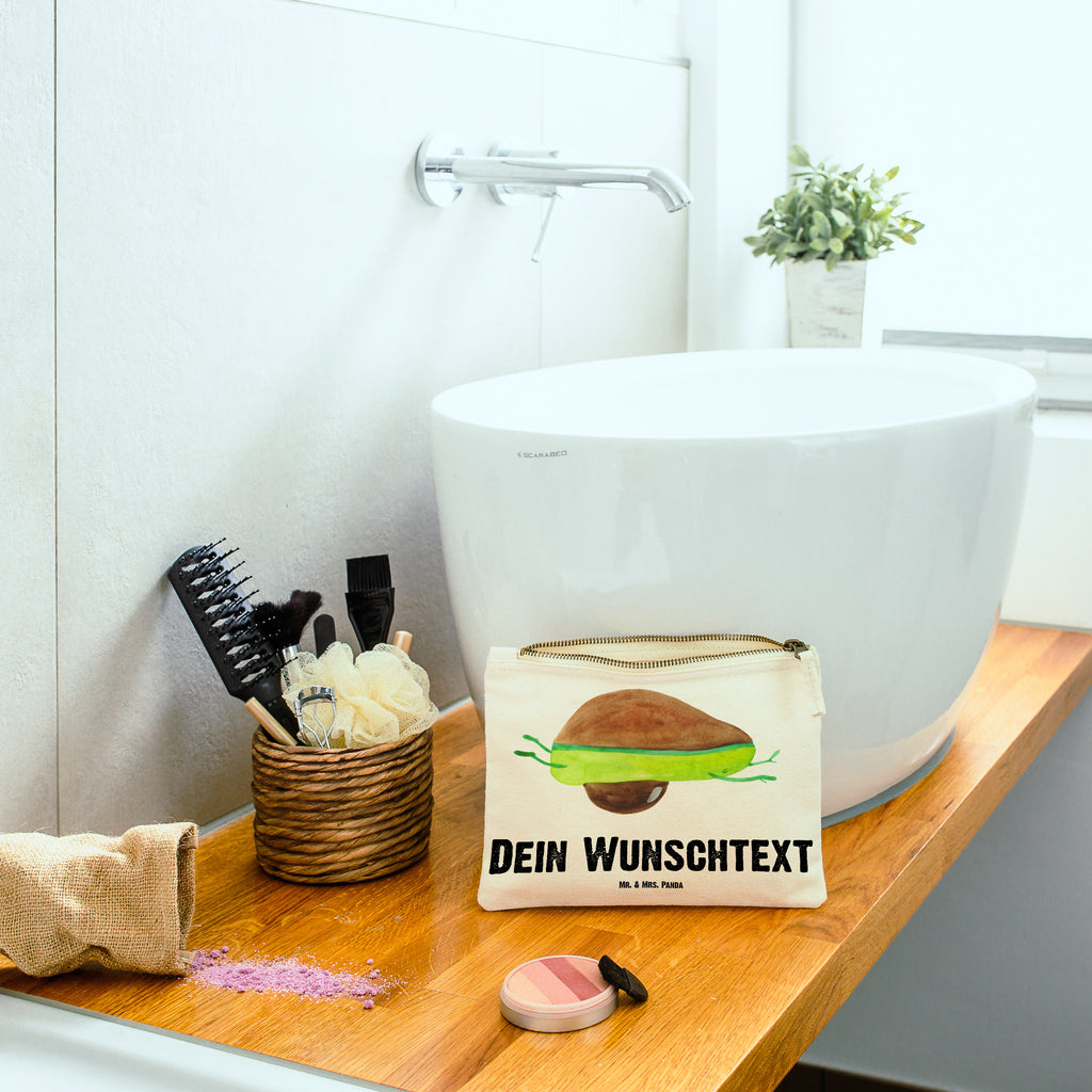 Personalisierte Schminktasche Avocado Yoga Personalisierte Schminktasche, Personalisierte Kosmetiktasche, Personalisierter Kosmetikbeutel, Personalisiertes Stiftemäppchen, Personalisiertes Etui, Personalisierte Federmappe, Personalisierte Makeup Bag, Personalisiertes Schminketui, Personalisiertes Kosmetiketui, Personalisiertes Schlamperetui, Schminktasche mit Namen, Kosmetiktasche mit Namen, Kosmetikbeutel mit Namen, Stiftemäppchen mit Namen, Etui mit Namen, Federmappe mit Namen, Makeup Bg  mit Namen, Schminketui mit Namen, Kosmetiketui mit Namen, Schlamperetui mit Namen, Schminktasche personalisieren, Schminktasche bedrucken, Schminktasche selbst gestalten, Avocado, Veggie, Vegan, Gesund, Avocado Yoga Vegan
