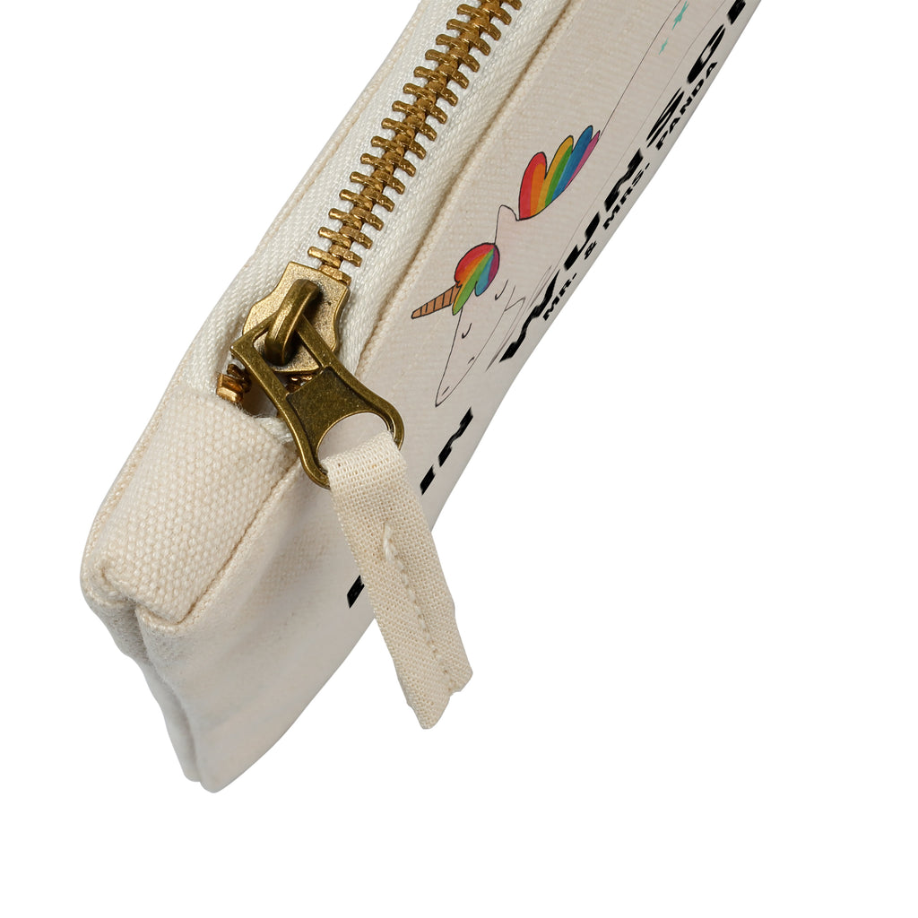 Personalisierte Schminktasche Einhorn Happy Personalisierte Schminktasche, Personalisierte Kosmetiktasche, Personalisierter Kosmetikbeutel, Personalisiertes Stiftemäppchen, Personalisiertes Etui, Personalisierte Federmappe, Personalisierte Makeup Bag, Personalisiertes Schminketui, Personalisiertes Kosmetiketui, Personalisiertes Schlamperetui, Schminktasche mit Namen, Kosmetiktasche mit Namen, Kosmetikbeutel mit Namen, Stiftemäppchen mit Namen, Etui mit Namen, Federmappe mit Namen, Makeup Bg  mit Namen, Schminketui mit Namen, Kosmetiketui mit Namen, Schlamperetui mit Namen, Schminktasche personalisieren, Schminktasche bedrucken, Schminktasche selbst gestalten, Einhorn, Einhörner, Einhorn Deko, Pegasus, Unicorn, glücklich, fröhlich, Spaß, Freude, Lebensfreude, witzig, spannend, Lächeln, Lachen