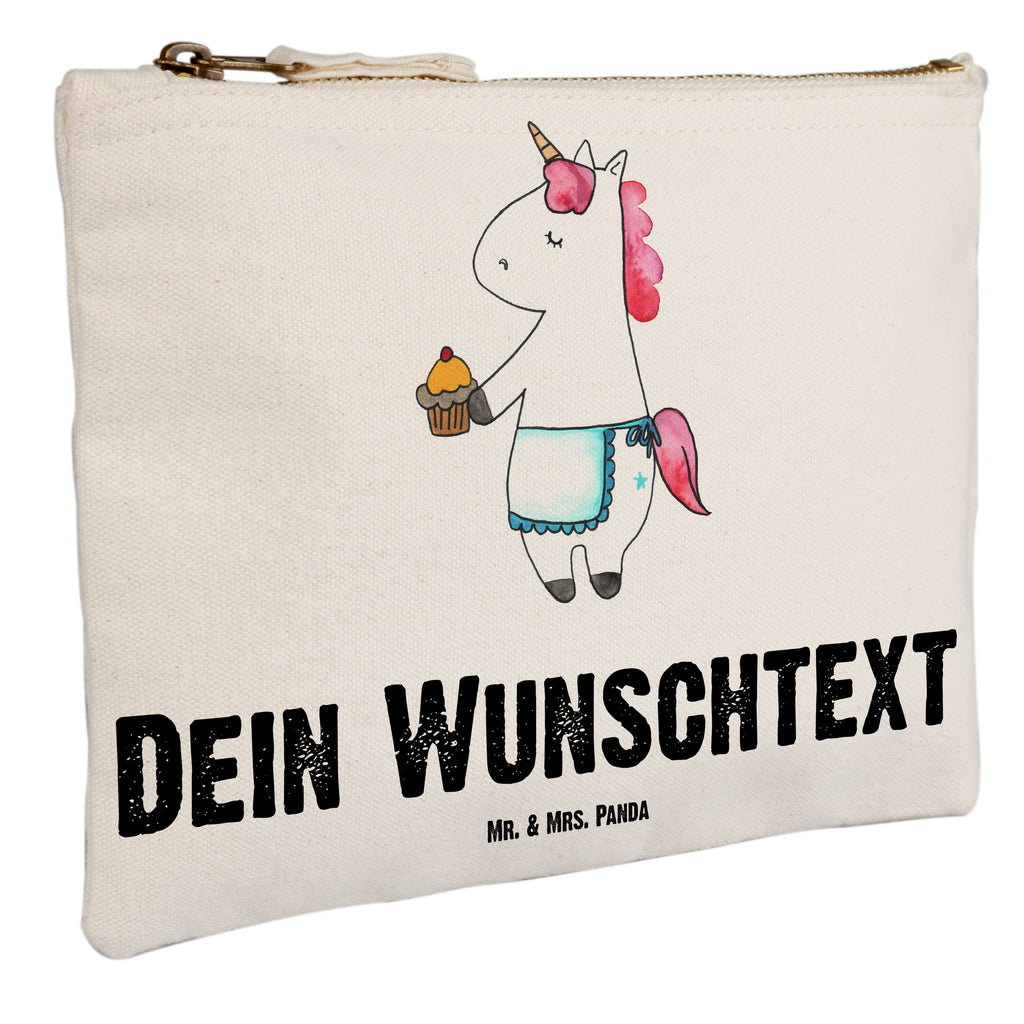 Personalisierte Schminktasche Einhorn Muffin Personalisierte Schminktasche, Personalisierte Kosmetiktasche, Personalisierter Kosmetikbeutel, Personalisiertes Stiftemäppchen, Personalisiertes Etui, Personalisierte Federmappe, Personalisierte Makeup Bag, Personalisiertes Schminketui, Personalisiertes Kosmetiketui, Personalisiertes Schlamperetui, Schminktasche mit Namen, Kosmetiktasche mit Namen, Kosmetikbeutel mit Namen, Stiftemäppchen mit Namen, Etui mit Namen, Federmappe mit Namen, Makeup Bg  mit Namen, Schminketui mit Namen, Kosmetiketui mit Namen, Schlamperetui mit Namen, Schminktasche personalisieren, Schminktasche bedrucken, Schminktasche selbst gestalten, Einhorn, Einhörner, Einhorn Deko, Pegasus, Unicorn, Geburtstag, Backen, Muffin, Kekse, Geburtstagsgrüße, Glückwünsche, Liebesgrüße, Grüße