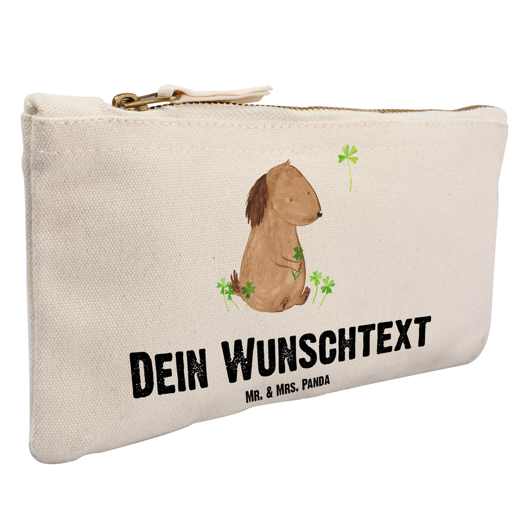 Personalisierte Schminktasche Hund Kleeblatt Personalisierte Schminktasche, Personalisierte Kosmetiktasche, Personalisierter Kosmetikbeutel, Personalisiertes Stiftemäppchen, Personalisiertes Etui, Personalisierte Federmappe, Personalisierte Makeup Bag, Personalisiertes Schminketui, Personalisiertes Kosmetiketui, Personalisiertes Schlamperetui, Schminktasche mit Namen, Kosmetiktasche mit Namen, Kosmetikbeutel mit Namen, Stiftemäppchen mit Namen, Etui mit Namen, Federmappe mit Namen, Makeup Bg  mit Namen, Schminketui mit Namen, Kosmetiketui mit Namen, Schlamperetui mit Namen, Schminktasche personalisieren, Schminktasche bedrucken, Schminktasche selbst gestalten, Hund, Hundemotiv, Haustier, Hunderasse, Tierliebhaber, Hundebesitzer, Sprüche, Kleeblatt, Glück, Tagträume, Motivation, Neuanfang, Geschenk, Glücksbringer, Selbstliebe, Achtsamkeit