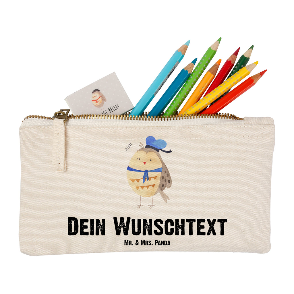 Personalisierte Schminktasche Eule Matrosen Personalisierte Schminktasche, Personalisierte Kosmetiktasche, Personalisierter Kosmetikbeutel, Personalisiertes Stiftemäppchen, Personalisiertes Etui, Personalisierte Federmappe, Personalisierte Makeup Bag, Personalisiertes Schminketui, Personalisiertes Kosmetiketui, Personalisiertes Schlamperetui, Schminktasche mit Namen, Kosmetiktasche mit Namen, Kosmetikbeutel mit Namen, Stiftemäppchen mit Namen, Etui mit Namen, Federmappe mit Namen, Makeup Bg  mit Namen, Schminketui mit Namen, Kosmetiketui mit Namen, Schlamperetui mit Namen, Schminktasche personalisieren, Schminktasche bedrucken, Schminktasche selbst gestalten, Eule, Eule Spruch, Eule Deko, Owl, Wortspiel lustig, Matrose, Freundin, Ehe, Seefahrer, Heimathafen, Hochzeitstag Geschenk