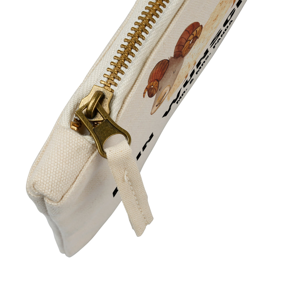 Personalisierte Schminktasche Sternzeichen Widder Personalisierte Schminktasche, Personalisierte Kosmetiktasche, Personalisierter Kosmetikbeutel, Personalisiertes Stiftemäppchen, Personalisiertes Etui, Personalisierte Federmappe, Personalisierte Makeup Bag, Personalisiertes Schminketui, Personalisiertes Kosmetiketui, Personalisiertes Schlamperetui, Schminktasche mit Namen, Kosmetiktasche mit Namen, Kosmetikbeutel mit Namen, Stiftemäppchen mit Namen, Etui mit Namen, Federmappe mit Namen, Makeup Bg  mit Namen, Schminketui mit Namen, Kosmetiketui mit Namen, Schlamperetui mit Namen, Schminktasche personalisieren, Schminktasche bedrucken, Schminktasche selbst gestalten, Tierkreiszeichen, Sternzeichen, Horoskop, Astrologie, Aszendent, Widder Geschenk, Widder Sternzeichen, Geschenk März, Geschenk April, Geburtstag März, Geburtstag April, Bock, Schafbock