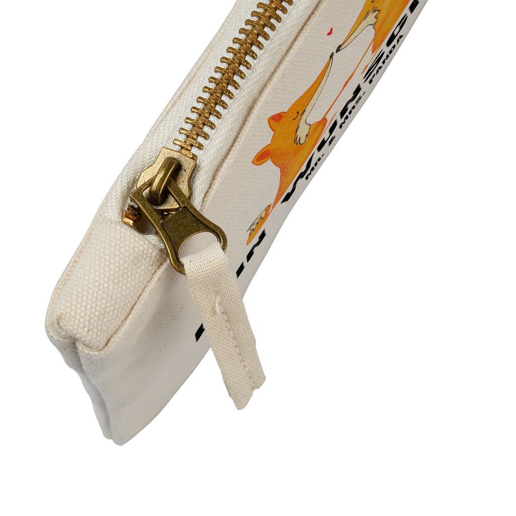 Personalisierte Schminktasche Füchse Liebe Personalisierte Schminktasche, Personalisierte Kosmetiktasche, Personalisierter Kosmetikbeutel, Personalisiertes Stiftemäppchen, Personalisiertes Etui, Personalisierte Federmappe, Personalisierte Makeup Bag, Personalisiertes Schminketui, Personalisiertes Kosmetiketui, Personalisiertes Schlamperetui, Schminktasche mit Namen, Kosmetiktasche mit Namen, Kosmetikbeutel mit Namen, Stiftemäppchen mit Namen, Etui mit Namen, Federmappe mit Namen, Makeup Bg  mit Namen, Schminketui mit Namen, Kosmetiketui mit Namen, Schlamperetui mit Namen, Schminktasche personalisieren, Schminktasche bedrucken, Schminktasche selbst gestalten, Fuchs, Füchse, Fox, Liebe, Liebespaar, Paar, Partner, Freundin, Freund, Ehe, Verlobte, Ehemann, Ehefrau, Liebesbeweis