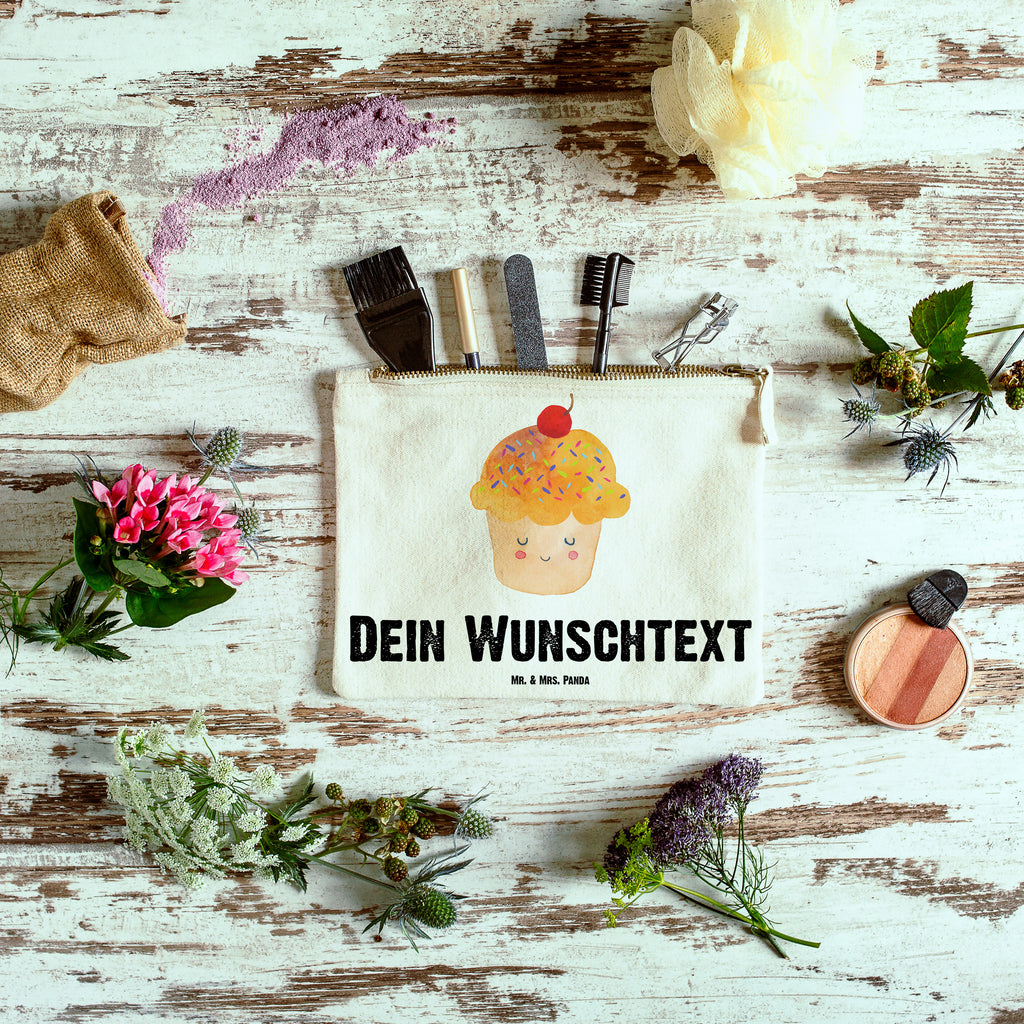 Personalisierte Schminktasche Cupcake Personalisierte Schminktasche, Personalisierte Kosmetiktasche, Personalisierter Kosmetikbeutel, Personalisiertes Stiftemäppchen, Personalisiertes Etui, Personalisierte Federmappe, Personalisierte Makeup Bag, Personalisiertes Schminketui, Personalisiertes Kosmetiketui, Personalisiertes Schlamperetui, Schminktasche mit Namen, Kosmetiktasche mit Namen, Kosmetikbeutel mit Namen, Stiftemäppchen mit Namen, Etui mit Namen, Federmappe mit Namen, Makeup Bg  mit Namen, Schminketui mit Namen, Kosmetiketui mit Namen, Schlamperetui mit Namen, Schminktasche personalisieren, Schminktasche bedrucken, Schminktasche selbst gestalten, Tiermotive, Gute Laune, lustige Sprüche, Tiere, Cupcakes, Muffin, Wunder, Küche Deko, Küche Spruch, Backen Geschenk, Geschenk Koch, Motivation Sprüche