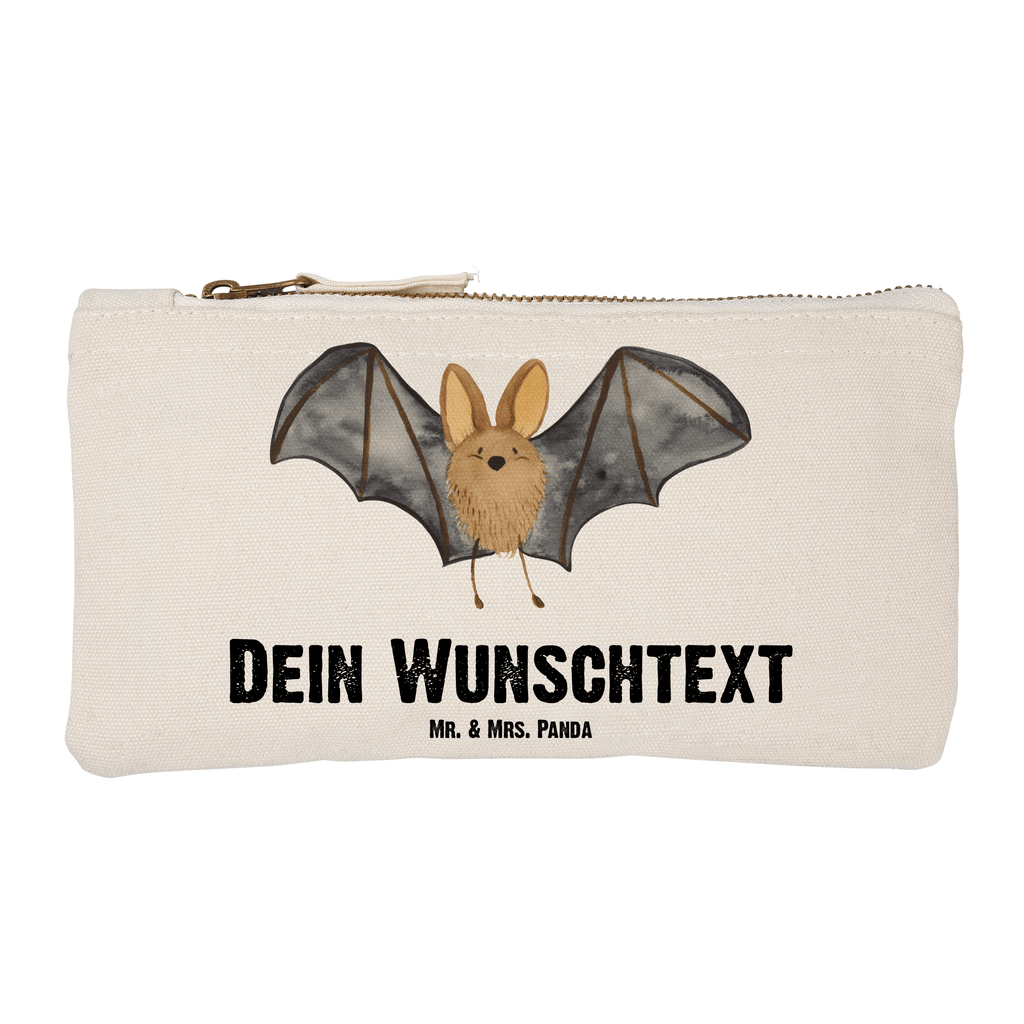 Personalisierte Schminktasche Fledermaus Flügel Personalisierte Schminktasche, Personalisierte Kosmetiktasche, Personalisierter Kosmetikbeutel, Personalisiertes Stiftemäppchen, Personalisiertes Etui, Personalisierte Federmappe, Personalisierte Makeup Bag, Personalisiertes Schminketui, Personalisiertes Kosmetiketui, Personalisiertes Schlamperetui, Schminktasche mit Namen, Kosmetiktasche mit Namen, Kosmetikbeutel mit Namen, Stiftemäppchen mit Namen, Etui mit Namen, Federmappe mit Namen, Makeup Bg  mit Namen, Schminketui mit Namen, Kosmetiketui mit Namen, Schlamperetui mit Namen, Schminktasche personalisieren, Schminktasche bedrucken, Schminktasche selbst gestalten, Tiermotive, Gute Laune, lustige Sprüche, Tiere