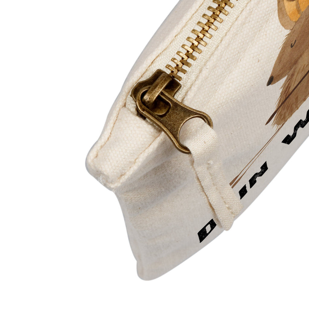 Personalisierte Schminktasche Fledermaus sitzend Personalisierte Schminktasche, Personalisierte Kosmetiktasche, Personalisierter Kosmetikbeutel, Personalisiertes Stiftemäppchen, Personalisiertes Etui, Personalisierte Federmappe, Personalisierte Makeup Bag, Personalisiertes Schminketui, Personalisiertes Kosmetiketui, Personalisiertes Schlamperetui, Schminktasche mit Namen, Kosmetiktasche mit Namen, Kosmetikbeutel mit Namen, Stiftemäppchen mit Namen, Etui mit Namen, Federmappe mit Namen, Makeup Bg  mit Namen, Schminketui mit Namen, Kosmetiketui mit Namen, Schlamperetui mit Namen, Schminktasche personalisieren, Schminktasche bedrucken, Schminktasche selbst gestalten, Tiermotive, Gute Laune, lustige Sprüche, Tiere, Fledermaus, Fledermäuse, Motivation, entspannen
