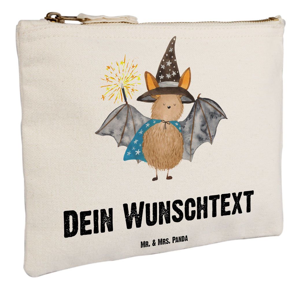 Personalisierte Schminktasche Fledermaus Zauberer Personalisierte Schminktasche, Personalisierte Kosmetiktasche, Personalisierter Kosmetikbeutel, Personalisiertes Stiftemäppchen, Personalisiertes Etui, Personalisierte Federmappe, Personalisierte Makeup Bag, Personalisiertes Schminketui, Personalisiertes Kosmetiketui, Personalisiertes Schlamperetui, Schminktasche mit Namen, Kosmetiktasche mit Namen, Kosmetikbeutel mit Namen, Stiftemäppchen mit Namen, Etui mit Namen, Federmappe mit Namen, Makeup Bg  mit Namen, Schminketui mit Namen, Kosmetiketui mit Namen, Schlamperetui mit Namen, Schminktasche personalisieren, Schminktasche bedrucken, Schminktasche selbst gestalten, Tiermotive, Gute Laune, lustige Sprüche, Tiere, Fledermaus, Fledermäuse, Zauberer, Magier, Frauen, reinsteigern