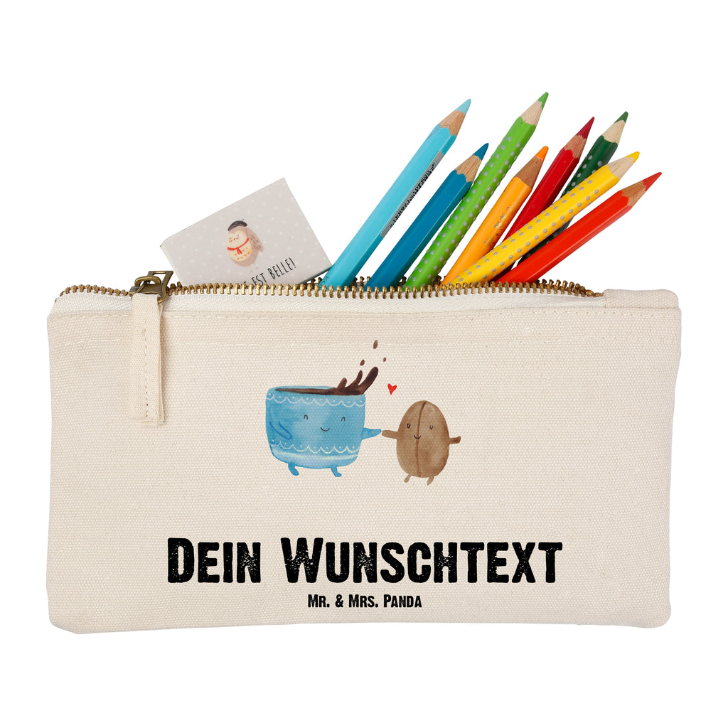Personalisierte Schminktasche Kaffee Bohne Personalisierte Schminktasche, Personalisierte Kosmetiktasche, Personalisierter Kosmetikbeutel, Personalisiertes Stiftemäppchen, Personalisiertes Etui, Personalisierte Federmappe, Personalisierte Makeup Bag, Personalisiertes Schminketui, Personalisiertes Kosmetiketui, Personalisiertes Schlamperetui, Schminktasche mit Namen, Kosmetiktasche mit Namen, Kosmetikbeutel mit Namen, Stiftemäppchen mit Namen, Etui mit Namen, Federmappe mit Namen, Makeup Bg  mit Namen, Schminketui mit Namen, Kosmetiketui mit Namen, Schlamperetui mit Namen, Schminktasche personalisieren, Schminktasche bedrucken, Schminktasche selbst gestalten, süße Tiermotive, gute Laune, lustige Sprüche, Tiere, Kaffee, Kaffeebohne, Genuss, Zufriedenheit, Glück
