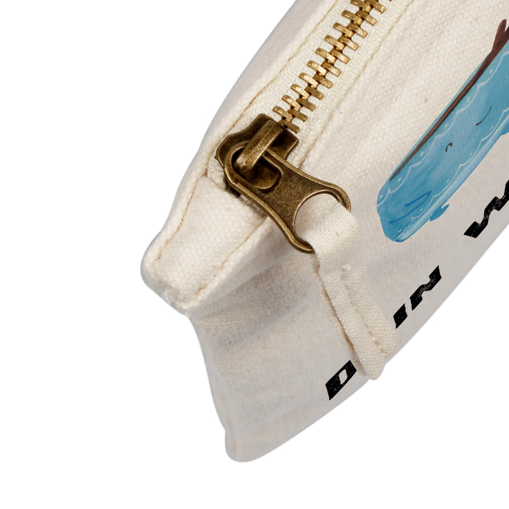 Personalisierte Schminktasche Kaffee Bohne Personalisierte Schminktasche, Personalisierte Kosmetiktasche, Personalisierter Kosmetikbeutel, Personalisiertes Stiftemäppchen, Personalisiertes Etui, Personalisierte Federmappe, Personalisierte Makeup Bag, Personalisiertes Schminketui, Personalisiertes Kosmetiketui, Personalisiertes Schlamperetui, Schminktasche mit Namen, Kosmetiktasche mit Namen, Kosmetikbeutel mit Namen, Stiftemäppchen mit Namen, Etui mit Namen, Federmappe mit Namen, Makeup Bg  mit Namen, Schminketui mit Namen, Kosmetiketui mit Namen, Schlamperetui mit Namen, Schminktasche personalisieren, Schminktasche bedrucken, Schminktasche selbst gestalten, süße Tiermotive, gute Laune, lustige Sprüche, Tiere, Kaffee, Kaffeebohne, Genuss, Zufriedenheit, Glück