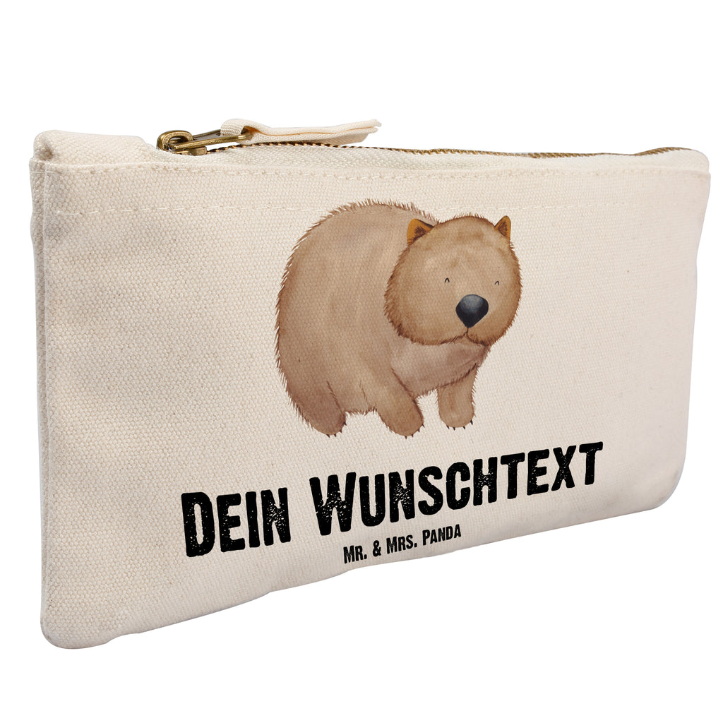 Personalisierte Schminktasche Wombat Personalisierte Schminktasche, Personalisierte Kosmetiktasche, Personalisierter Kosmetikbeutel, Personalisiertes Stiftemäppchen, Personalisiertes Etui, Personalisierte Federmappe, Personalisierte Makeup Bag, Personalisiertes Schminketui, Personalisiertes Kosmetiketui, Personalisiertes Schlamperetui, Schminktasche mit Namen, Kosmetiktasche mit Namen, Kosmetikbeutel mit Namen, Stiftemäppchen mit Namen, Etui mit Namen, Federmappe mit Namen, Makeup Bg  mit Namen, Schminketui mit Namen, Kosmetiketui mit Namen, Schlamperetui mit Namen, Schminktasche personalisieren, Schminktasche bedrucken, Schminktasche selbst gestalten, Tiermotive, Gute Laune, lustige Sprüche, Tiere, Wombat, Das Leben ist schön, Motivation, Spruch, Australien