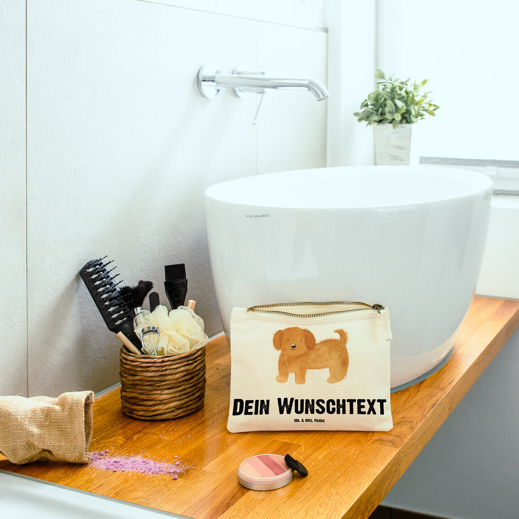 Personalisierte Schminktasche Hund flauschig Personalisierte Schminktasche, Personalisierte Kosmetiktasche, Personalisierter Kosmetikbeutel, Personalisiertes Stiftemäppchen, Personalisiertes Etui, Personalisierte Federmappe, Personalisierte Makeup Bag, Personalisiertes Schminketui, Personalisiertes Kosmetiketui, Personalisiertes Schlamperetui, Schminktasche mit Namen, Kosmetiktasche mit Namen, Kosmetikbeutel mit Namen, Stiftemäppchen mit Namen, Etui mit Namen, Federmappe mit Namen, Makeup Bg  mit Namen, Schminketui mit Namen, Kosmetiketui mit Namen, Schlamperetui mit Namen, Schminktasche personalisieren, Schminktasche bedrucken, Schminktasche selbst gestalten, Hund, Hundemotiv, Haustier, Hunderasse, Tierliebhaber, Hundebesitzer, Sprüche, Hunde, Frauchen, Hundemama, Hundeliebe