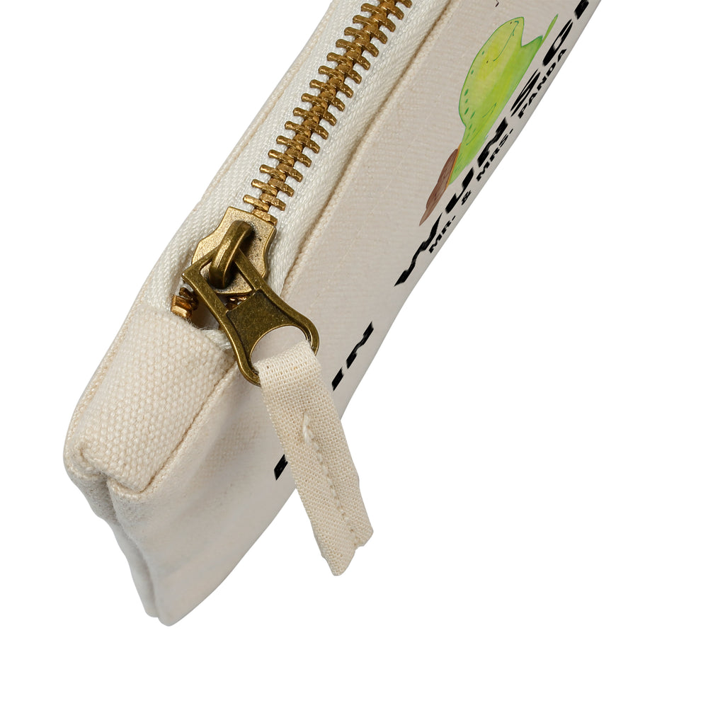 Personalisierte Schminktasche Schildkröte pfeift Schildkröte, Schildi, Schildkröten, fröhlich, Glück, Motivation, Lebensfreude, Depression, Trennung, Neuanfang Personalisierte Schminktasche, Personalisierte Kosmetiktasche, Personalisierter Kosmetikbeutel, Personalisiertes Stiftemäppchen, Personalisiertes Etui, Personalisierte Federmappe, Personalisierte Makeup Bag,Personalisiertes Schminketui, 
Personalisiertes Kosmetiketui, Personalisiertes Schlamperetui, Schminktasche mit Namen, Kosmetiktasche mit Namen, Kosmetikbeutel mit Namen, Stiftemäppchen mit Namen, Etui mit Namen, Federmappe mit Namen, Makeup Bg  mit Namen, Schminketui mit Namen, Kosmetiketui mit Namen, Schlamperetui mit Namen,
Schminktasche personalisieren, Schminktasche bedrucken, Schminktasche selbst gestalten  Schildkröte