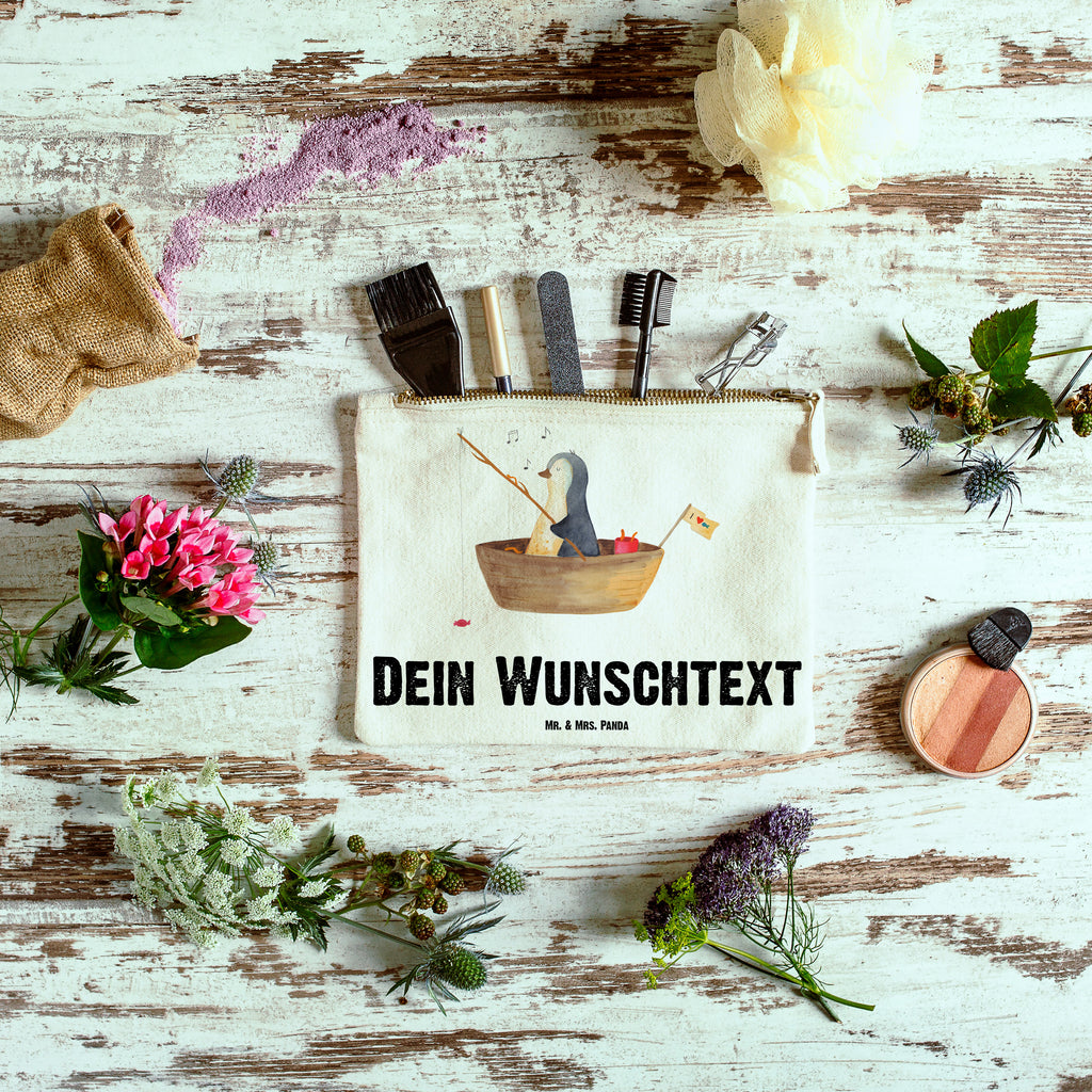 Personalisierte Schminktasche Pinguin Angelboot Personalisierte Schminktasche, Personalisierte Kosmetiktasche, Personalisierter Kosmetikbeutel, Personalisiertes Stiftemäppchen, Personalisiertes Etui, Personalisierte Federmappe, Personalisierte Makeup Bag, Personalisiertes Schminketui, Personalisiertes Kosmetiketui, Personalisiertes Schlamperetui, Schminktasche mit Namen, Kosmetiktasche mit Namen, Kosmetikbeutel mit Namen, Stiftemäppchen mit Namen, Etui mit Namen, Federmappe mit Namen, Makeup Bg  mit Namen, Schminketui mit Namen, Kosmetiketui mit Namen, Schlamperetui mit Namen, Schminktasche personalisieren, Schminktasche bedrucken, Schminktasche selbst gestalten, Pinguin, Pinguine, Angeln, Boot, Angelboot, Lebenslust, Leben, genießen, Motivation, Neustart, Neuanfang, Trennung, Scheidung, Geschenkidee Liebeskummer