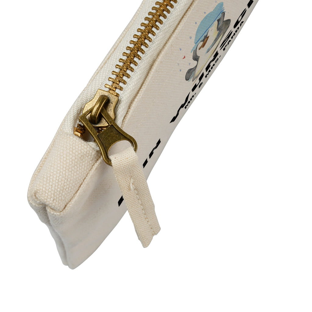 Personalisierte Schminktasche Pinguin duscht Personalisierte Schminktasche, Personalisierte Kosmetiktasche, Personalisierter Kosmetikbeutel, Personalisiertes Stiftemäppchen, Personalisiertes Etui, Personalisierte Federmappe, Personalisierte Makeup Bag, Personalisiertes Schminketui, Personalisiertes Kosmetiketui, Personalisiertes Schlamperetui, Schminktasche mit Namen, Kosmetiktasche mit Namen, Kosmetikbeutel mit Namen, Stiftemäppchen mit Namen, Etui mit Namen, Federmappe mit Namen, Makeup Bg  mit Namen, Schminketui mit Namen, Kosmetiketui mit Namen, Schlamperetui mit Namen, Schminktasche personalisieren, Schminktasche bedrucken, Schminktasche selbst gestalten, Pinguin, Pinguine, Dusche, duschen, Lebensmotto, Motivation, Neustart, Neuanfang, glücklich sein