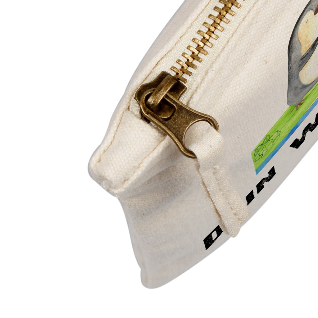 Personalisierte Schminktasche Pinguin Surfer Personalisierte Schminktasche, Personalisierte Kosmetiktasche, Personalisierter Kosmetikbeutel, Personalisiertes Stiftemäppchen, Personalisiertes Etui, Personalisierte Federmappe, Personalisierte Makeup Bag, Personalisiertes Schminketui, Personalisiertes Kosmetiketui, Personalisiertes Schlamperetui, Schminktasche mit Namen, Kosmetiktasche mit Namen, Kosmetikbeutel mit Namen, Stiftemäppchen mit Namen, Etui mit Namen, Federmappe mit Namen, Makeup Bg  mit Namen, Schminketui mit Namen, Kosmetiketui mit Namen, Schlamperetui mit Namen, Schminktasche personalisieren, Schminktasche bedrucken, Schminktasche selbst gestalten, Pinguin, Pinguine, surfen, Surfer, Hawaii, Urlaub, Wellen, Wellen reiten, Portugal