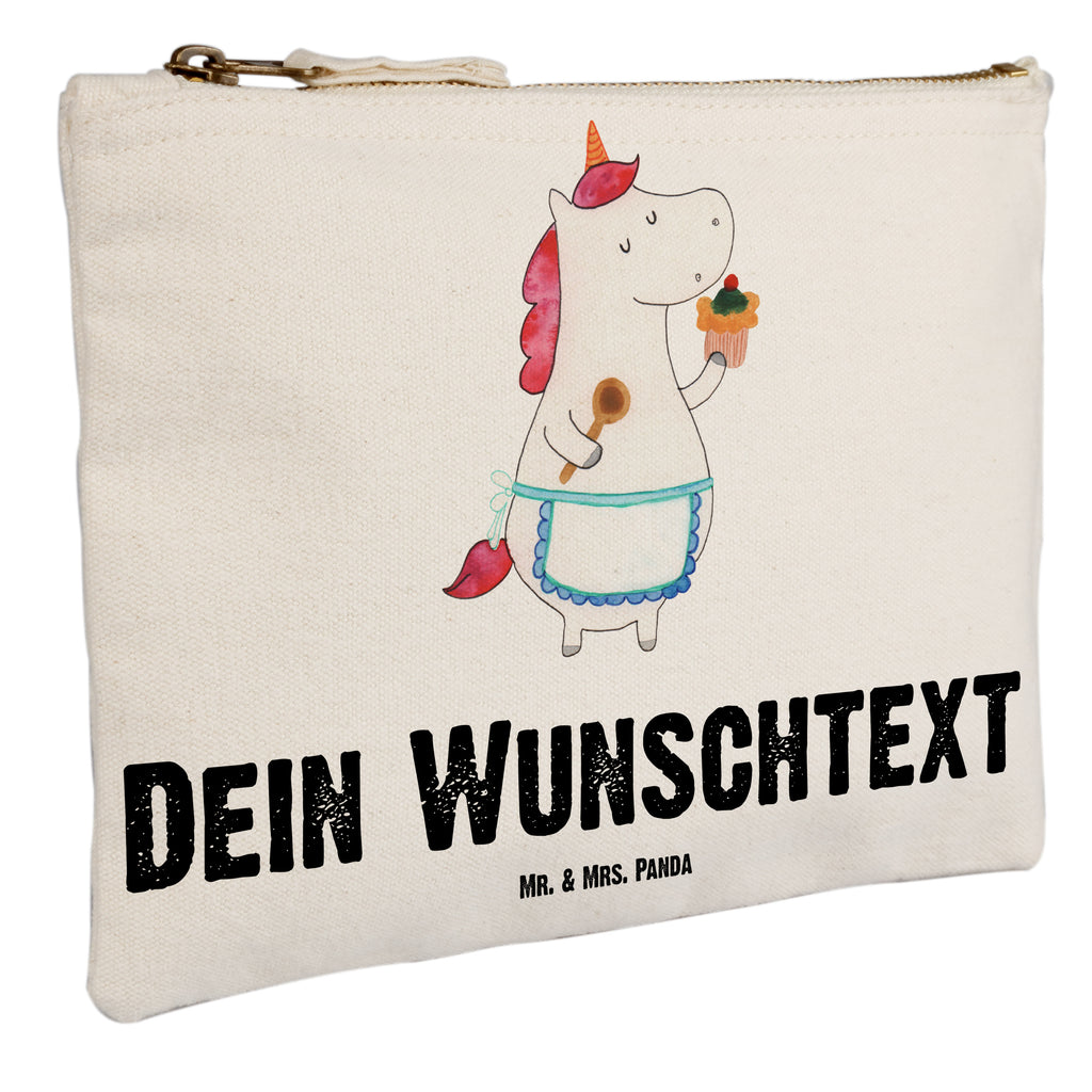 Personalisierte Schminktasche Einhorn Küchenfee Personalisierte Schminktasche, Personalisierte Kosmetiktasche, Personalisierter Kosmetikbeutel, Personalisiertes Stiftemäppchen, Personalisiertes Etui, Personalisierte Federmappe, Personalisierte Makeup Bag, Personalisiertes Schminketui, Personalisiertes Kosmetiketui, Personalisiertes Schlamperetui, Schminktasche mit Namen, Kosmetiktasche mit Namen, Kosmetikbeutel mit Namen, Stiftemäppchen mit Namen, Etui mit Namen, Federmappe mit Namen, Makeup Bg  mit Namen, Schminketui mit Namen, Kosmetiketui mit Namen, Schlamperetui mit Namen, Schminktasche personalisieren, Schminktasche bedrucken, Schminktasche selbst gestalten, Einhorn, Einhörner, Einhorn Deko, Pegasus, Unicorn, backen, Muffin, Motivation, Träumer, träumen, Bäckerin, Hobbykoch, Koch, Torte, Kuchen