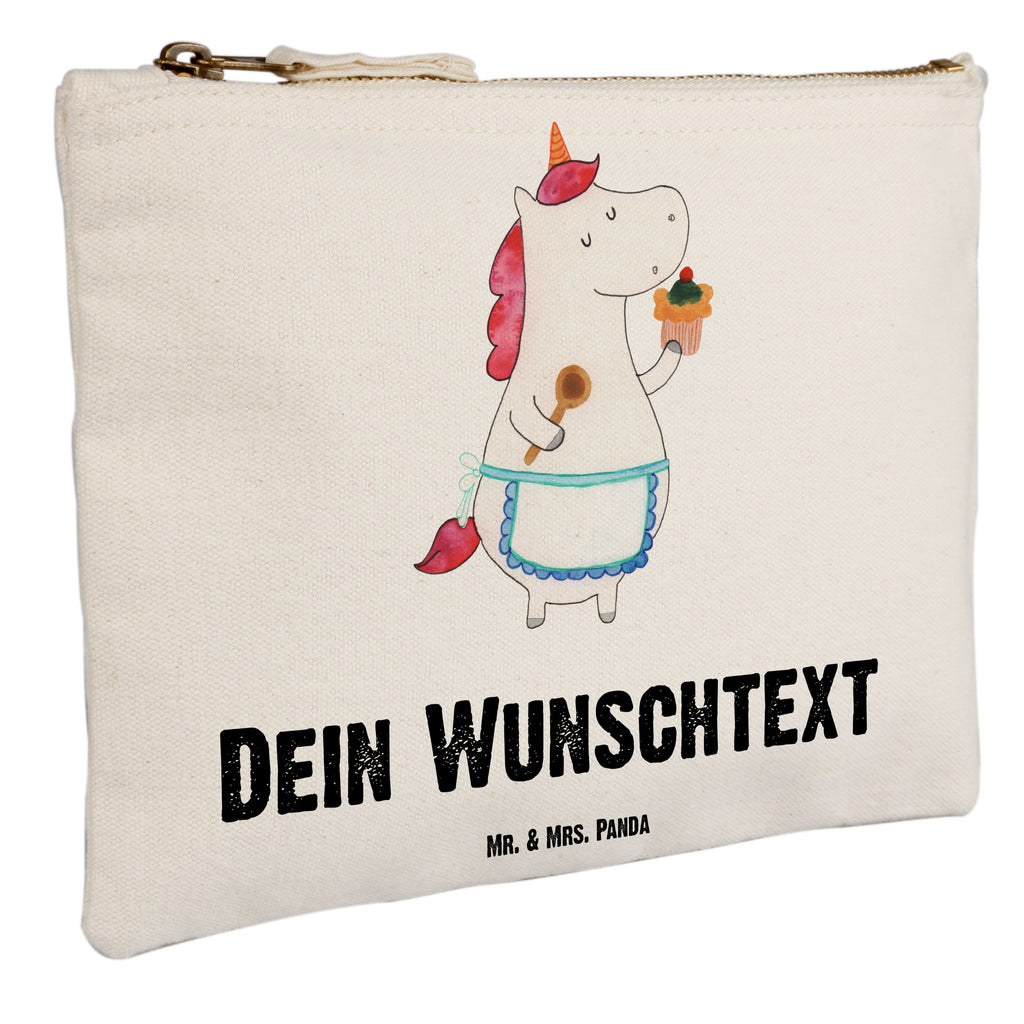 Personalisierte Schminktasche Einhorn Küchenfee Personalisierte Schminktasche, Personalisierte Kosmetiktasche, Personalisierter Kosmetikbeutel, Personalisiertes Stiftemäppchen, Personalisiertes Etui, Personalisierte Federmappe, Personalisierte Makeup Bag, Personalisiertes Schminketui, Personalisiertes Kosmetiketui, Personalisiertes Schlamperetui, Schminktasche mit Namen, Kosmetiktasche mit Namen, Kosmetikbeutel mit Namen, Stiftemäppchen mit Namen, Etui mit Namen, Federmappe mit Namen, Makeup Bg  mit Namen, Schminketui mit Namen, Kosmetiketui mit Namen, Schlamperetui mit Namen, Schminktasche personalisieren, Schminktasche bedrucken, Schminktasche selbst gestalten, Einhorn, Einhörner, Einhorn Deko, Pegasus, Unicorn, backen, Muffin, Motivation, Träumer, träumen, Bäckerin, Hobbykoch, Koch, Torte, Kuchen