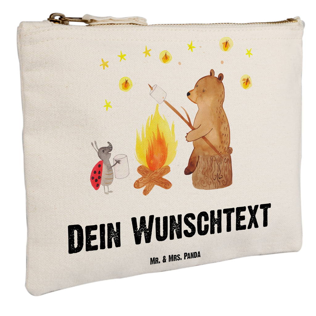 Personalisierte Schminktasche Bär & Marienkäfer Lagerfeuer Personalisierte Schminktasche, Personalisierte Kosmetiktasche, Personalisierter Kosmetikbeutel, Personalisiertes Stiftemäppchen, Personalisiertes Etui, Personalisierte Federmappe, Personalisierte Makeup Bag, Personalisiertes Schminketui, Personalisiertes Kosmetiketui, Personalisiertes Schlamperetui, Schminktasche mit Namen, Kosmetiktasche mit Namen, Kosmetikbeutel mit Namen, Stiftemäppchen mit Namen, Etui mit Namen, Federmappe mit Namen, Makeup Bg  mit Namen, Schminketui mit Namen, Kosmetiketui mit Namen, Schlamperetui mit Namen, Schminktasche personalisieren, Schminktasche bedrucken, Schminktasche selbst gestalten, Bär, Teddy, Teddybär, Lagerfeuer