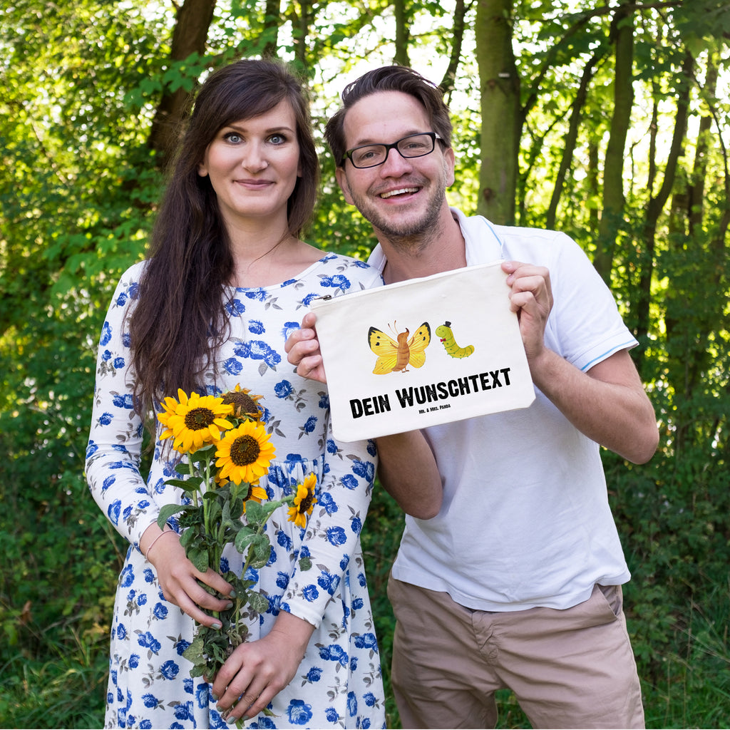 Personalisierte Schminktasche Raupe & Schmetterling Raupe, Schmetterling, Zitronenfalter, Entwicklung, Erwachsen werden, Kokon, Hut, Hütchen, Schönheit, Aufwachsen, Personalisierte Schminktasche, Personalisierte Kosmetiktasche, Personalisierter Kosmetikbeutel, Personalisiertes Stiftemäppchen, Personalisiertes Etui, Personalisierte Federmappe, Personalisierte Makeup Bag,Personalisiertes Schminketui, 
Personalisiertes Kosmetiketui, Personalisiertes Schlamperetui, Schminktasche mit Namen, Kosmetiktasche mit Namen, Kosmetikbeutel mit Namen, Stiftemäppchen mit Namen, Etui mit Namen, Federmappe mit Namen, Makeup Bg  mit Namen, Schminketui mit Namen, Kosmetiketui mit Namen, Schlamperetui mit Namen,
Schminktasche personalisieren, Schminktasche bedrucken, Schminktasche selbst gestalten  süße Tiermotive, gute Laune, lustige Sprüche, Tiere